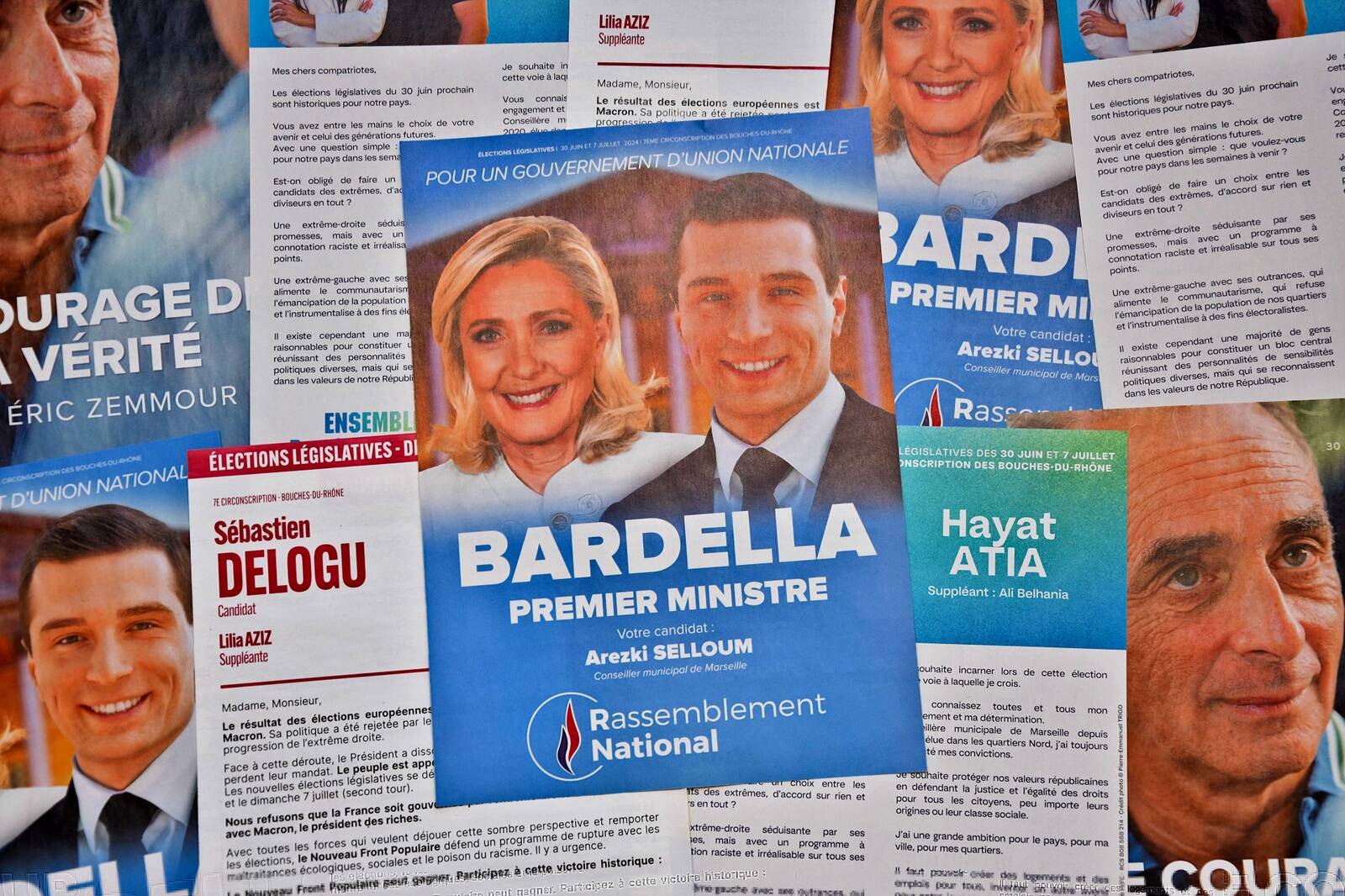 Foto keskel paremäärmuslaste esindusnäod Marine Le Pen ja Jordan Bardella.