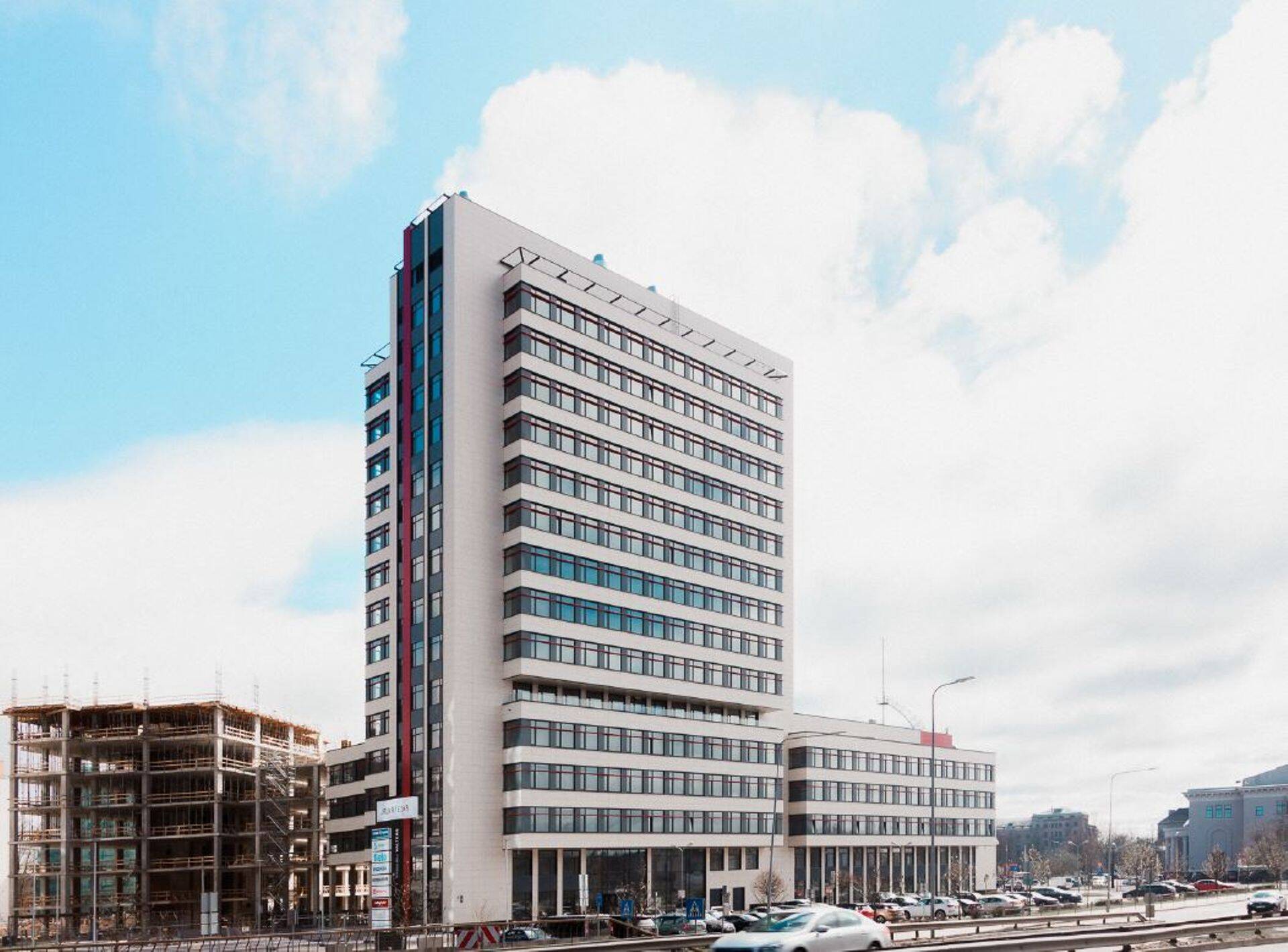 Riias asuv 16-korruseline Teodors Office kandideerib büroohoonete kategoorias