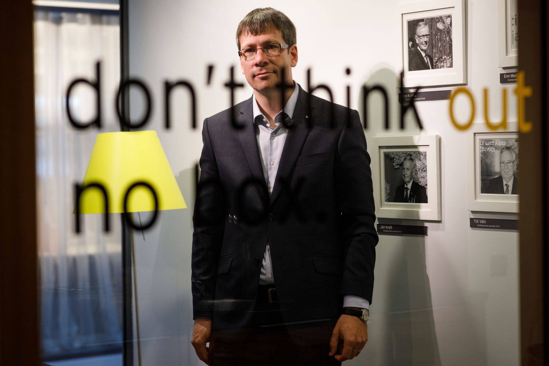 Ernst & Young Baltic partner Ranno Tingas nentis, et on müüt, et Eestis on lihtne äri ajada. „See on lihtne nii kaua, kuni sul on e-residentsus või ID-kaart."