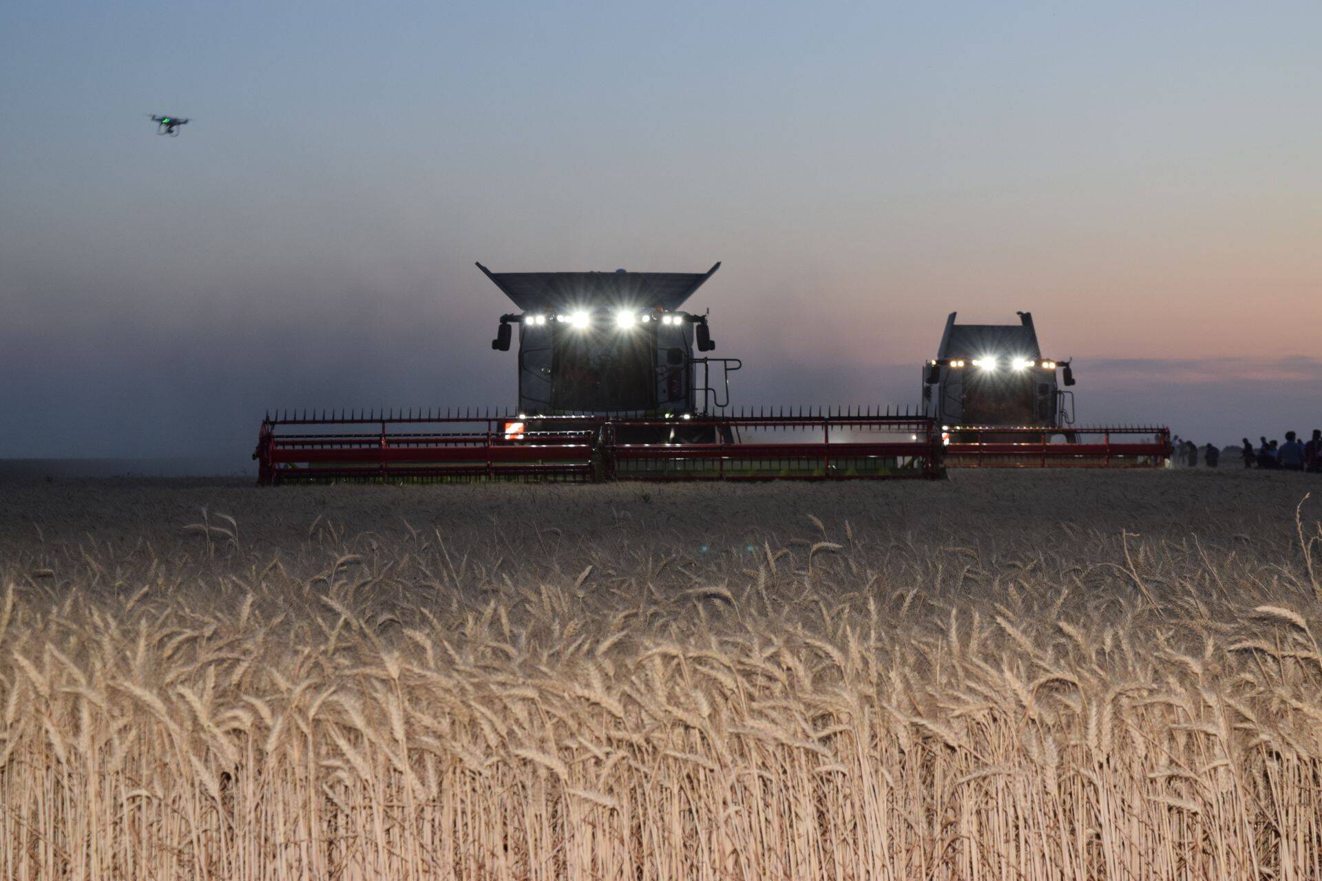 Sellel suvel tutvustas CLAAS Prantsusmaal LEXION seeria uue põlvkonna kombaine. Fotod Juuli Nemvalts ja CLAAS.