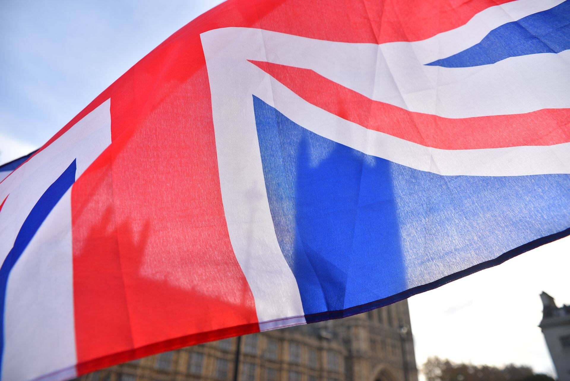 Великобритания приостанавливает выдачу инвестиционных виз