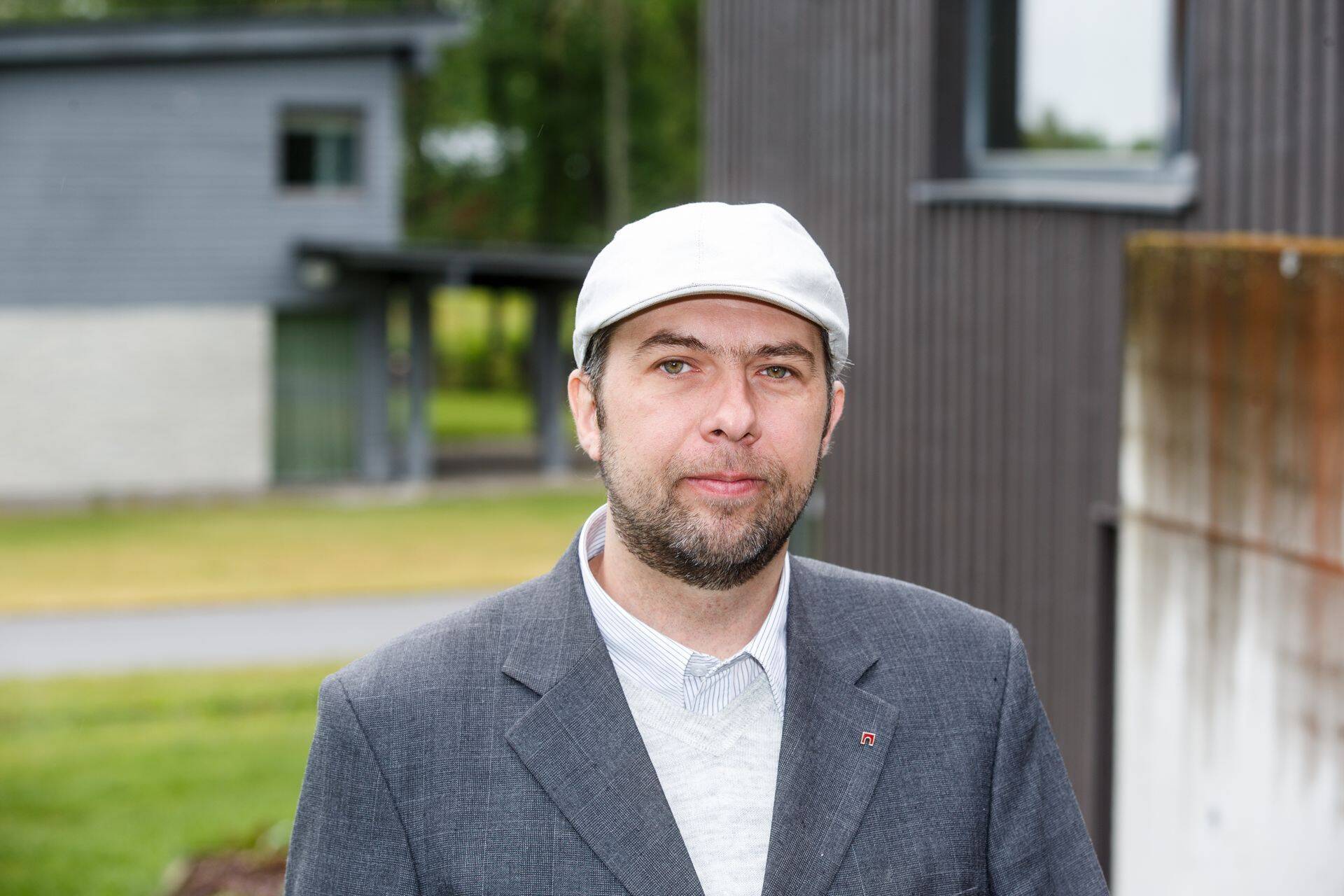 Arco Vara Tallinna elamispindade maakleri Aivar Kaljulaiu sõnul saab ehitusplatsile kokkuleppel ehitajaga.