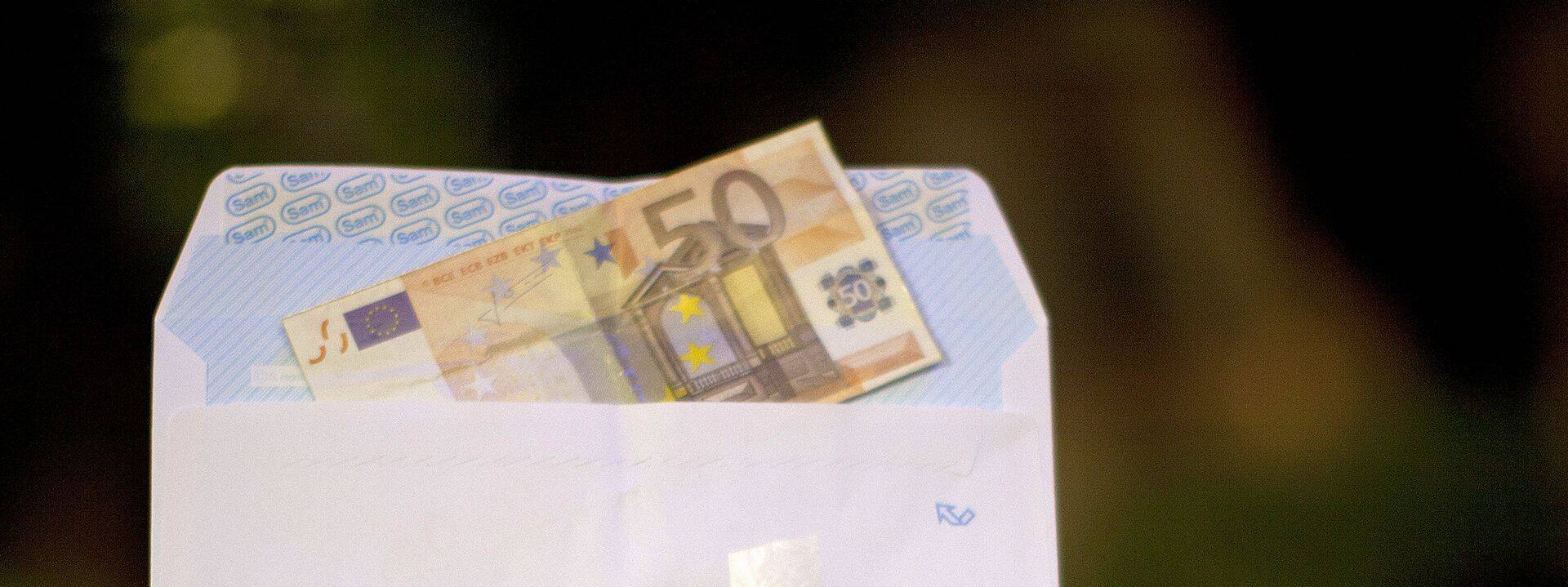 Из-за зарплат в конвертах государство недосчиталось более 90 миллионов евро