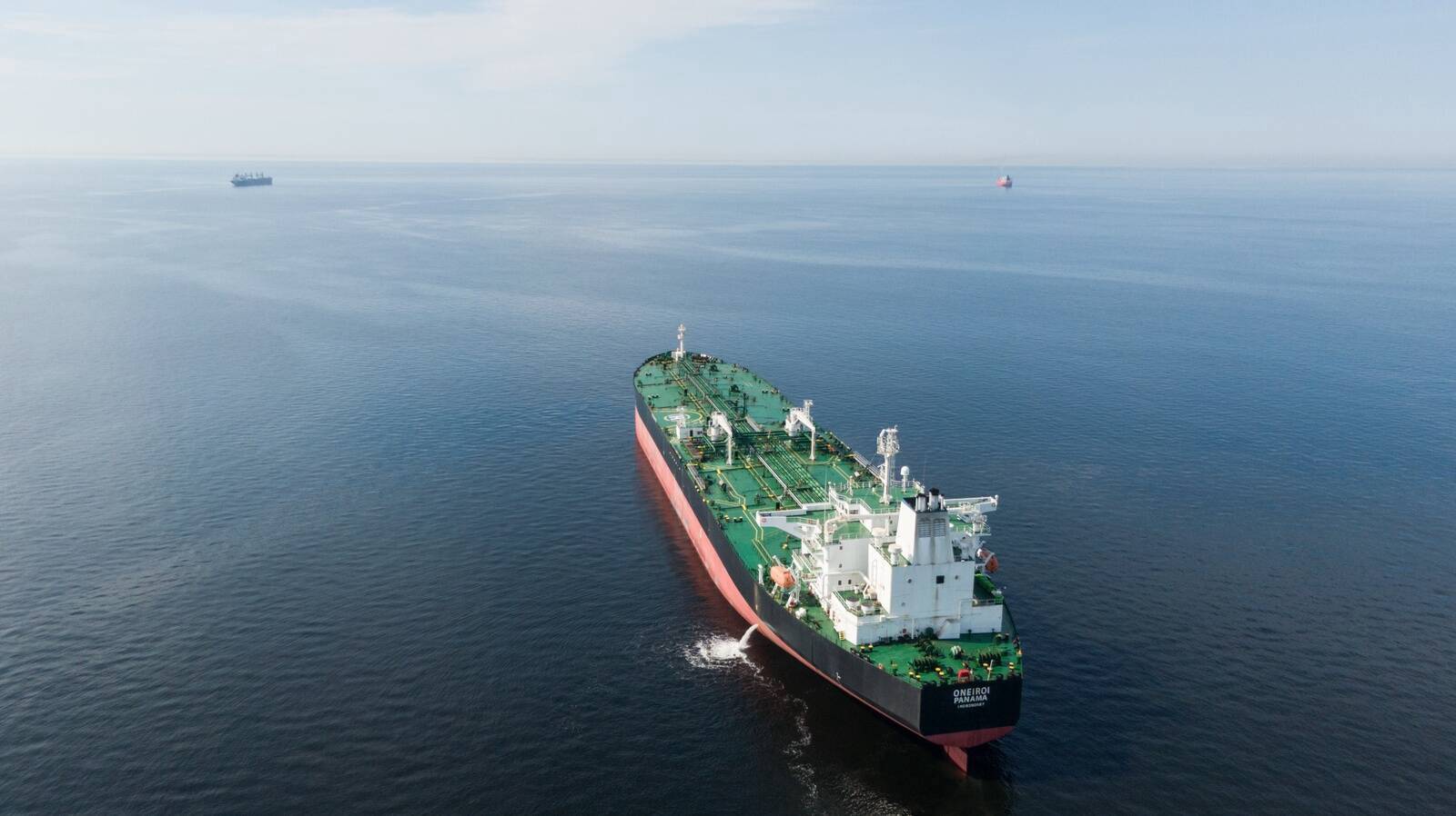 Нефтяной танкер в Финском заливе