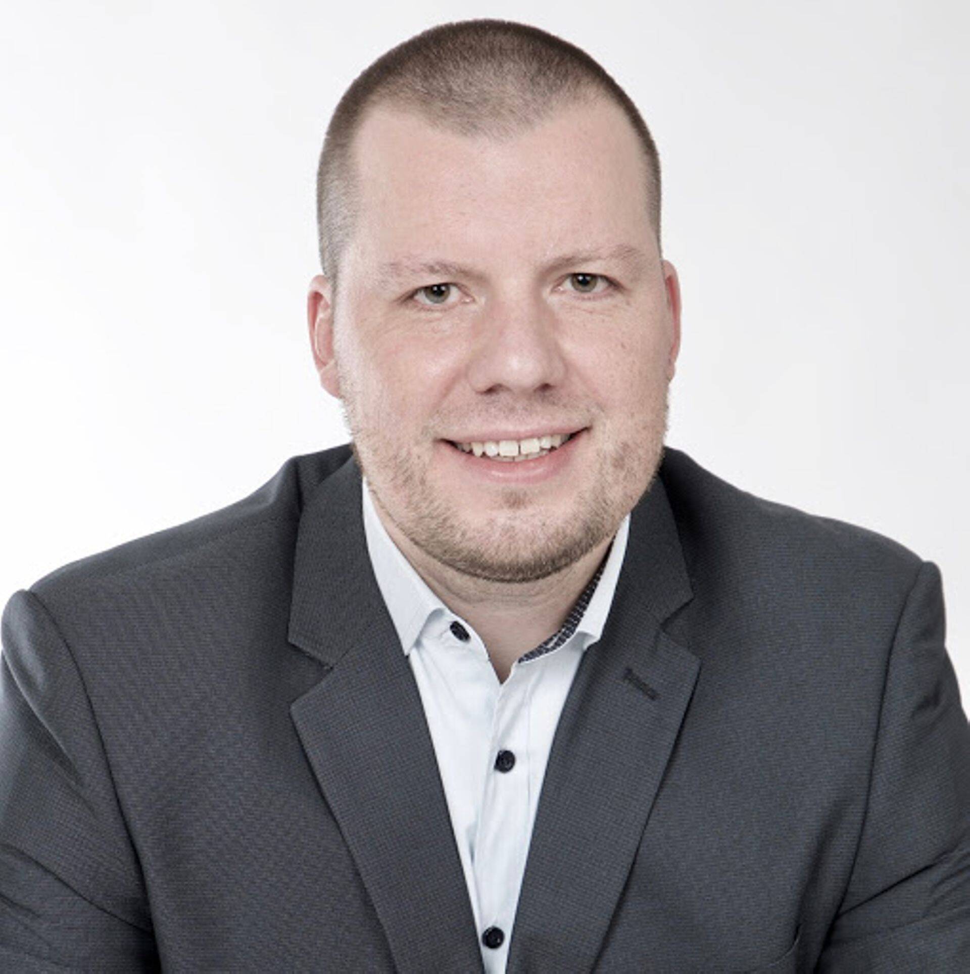 Марек Банкийр
Leanway OU