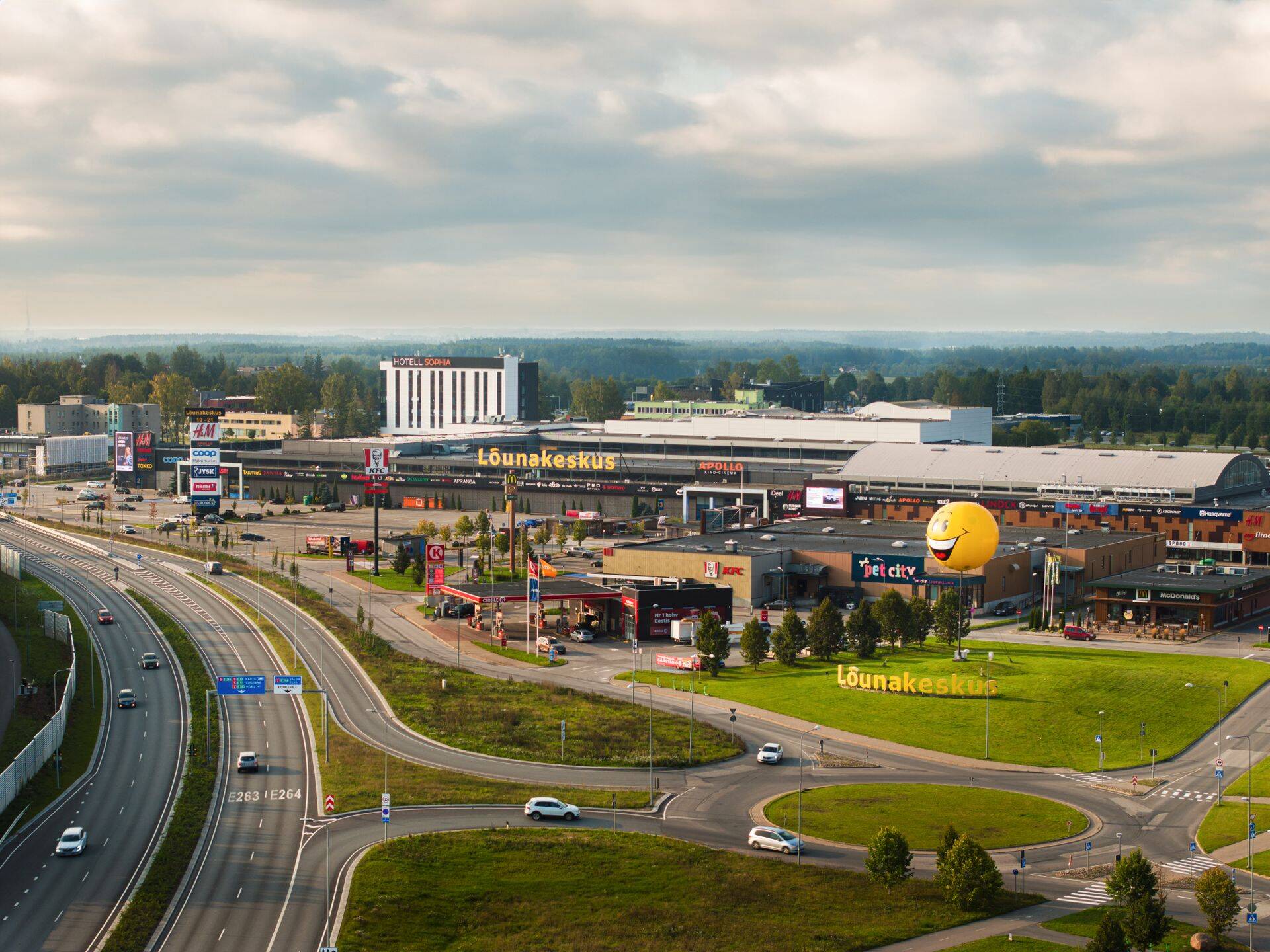 Tartu Lõunakeskuse külastajate arv on viimasel aastal kasvanud ja võrreldes koroonaeelse perioodiga ei ole numbrid mitte ainult taastunud, vaid on ka oluliselt tõusnud.