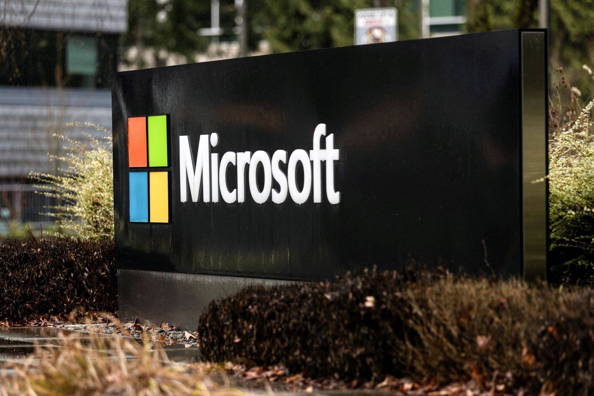 Несмотря на снижение роста, показатели второго квартала Microsoft рынок порадовали, однако прогнозы разочаровали.