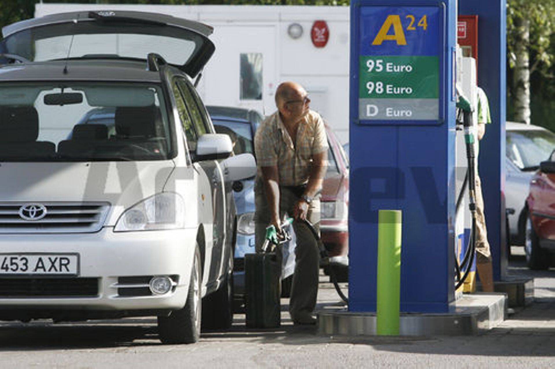 Повышение акциза потопит Эстонию в "чёрном" топливе
