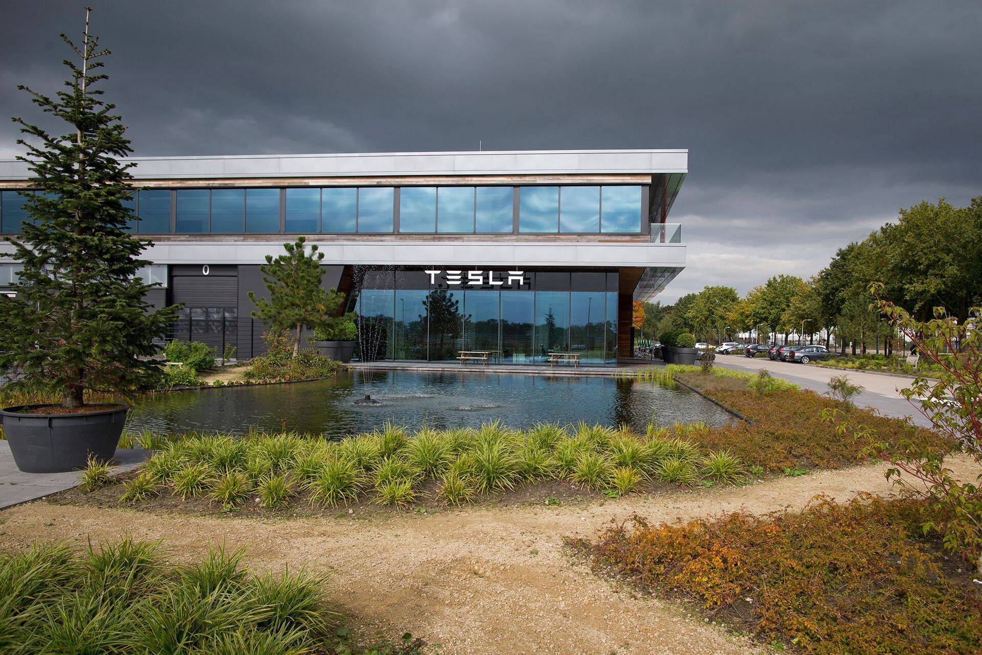 Tesla Euroopa uus tehas