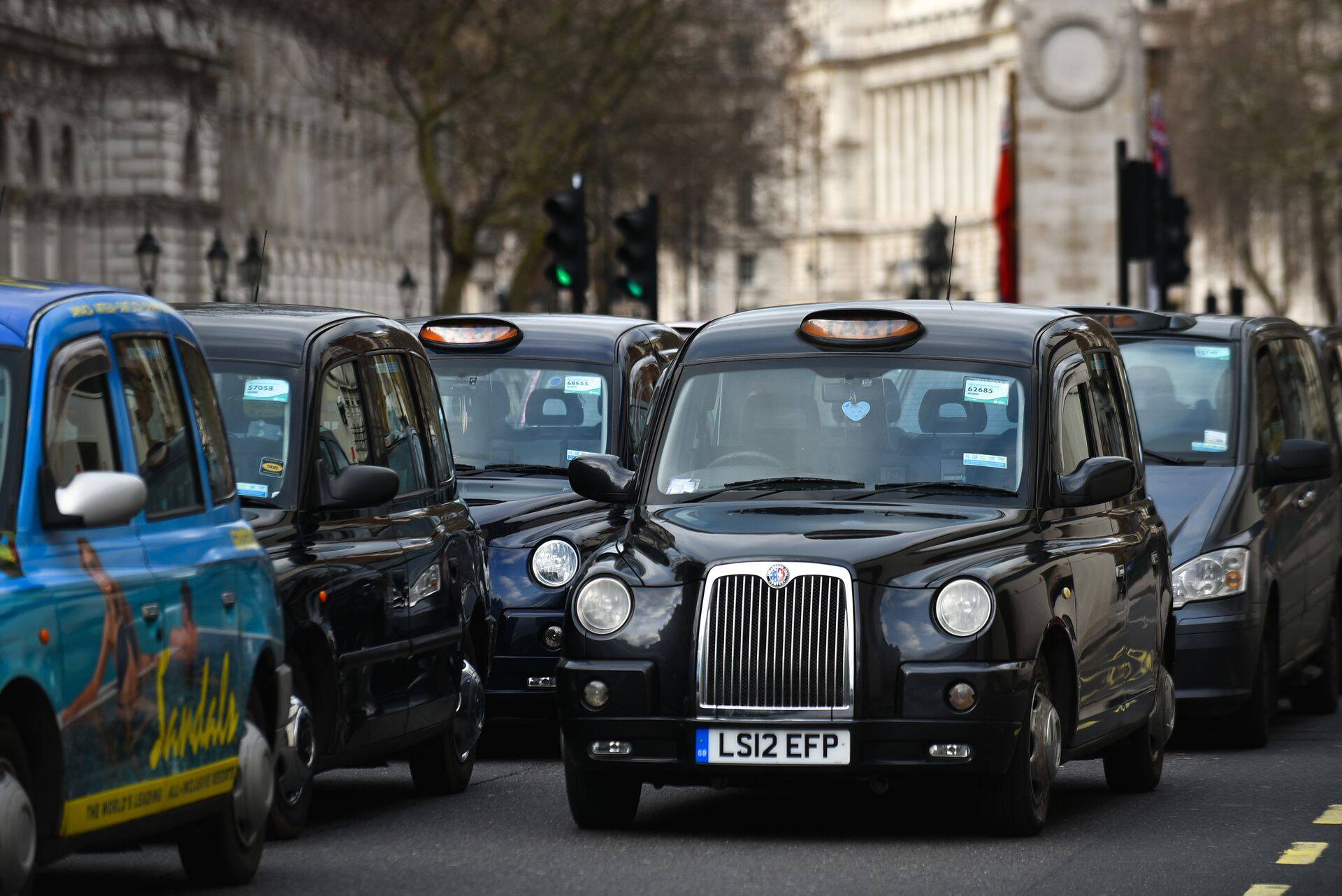 Kõikide äpitaksode vastu protestivad Londonis sageli ka klassikalised taksojuhid, kelle teenistus väheneb.