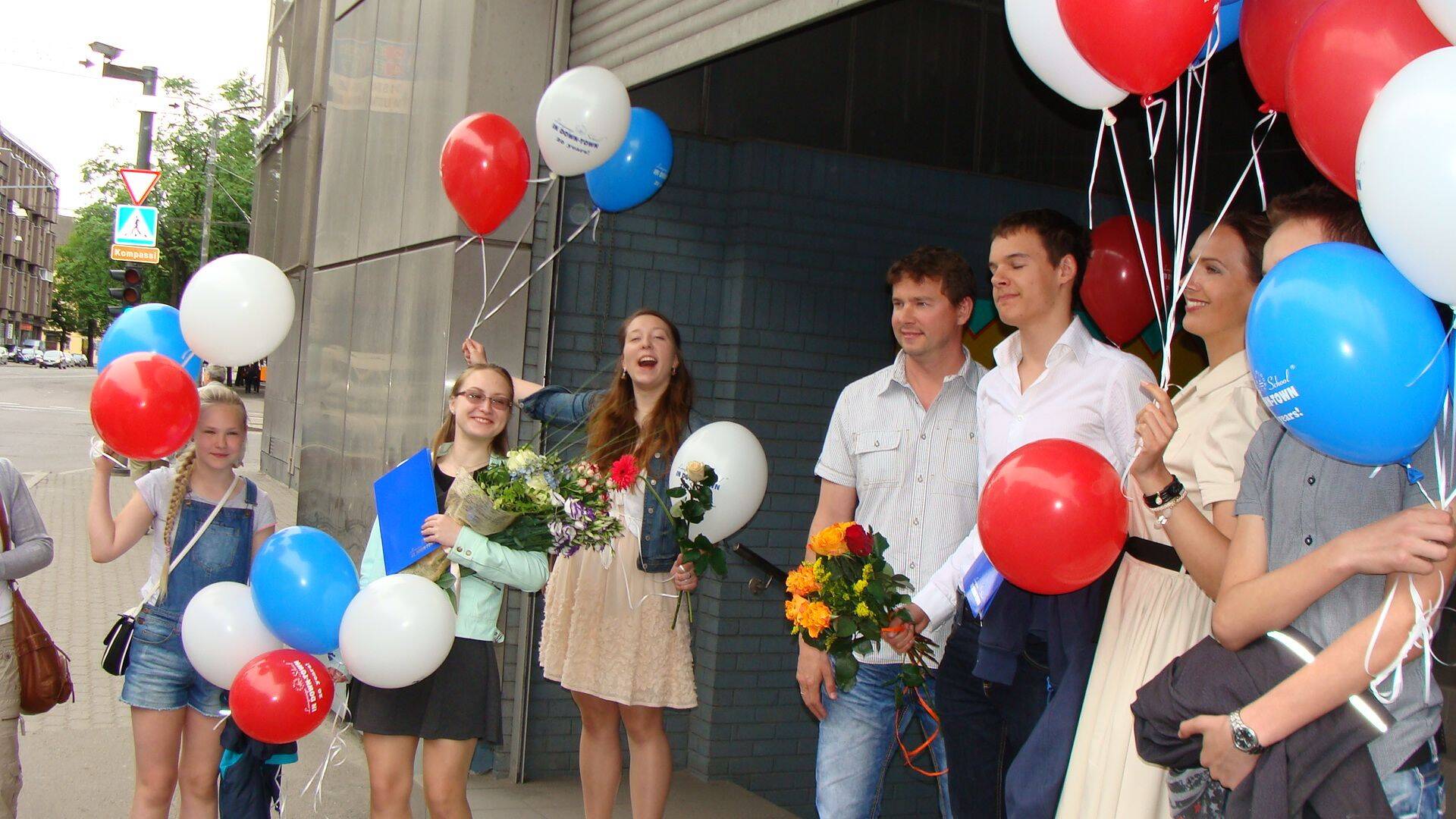 In Down-Town: Уверенно шагайте в будущее с нами!