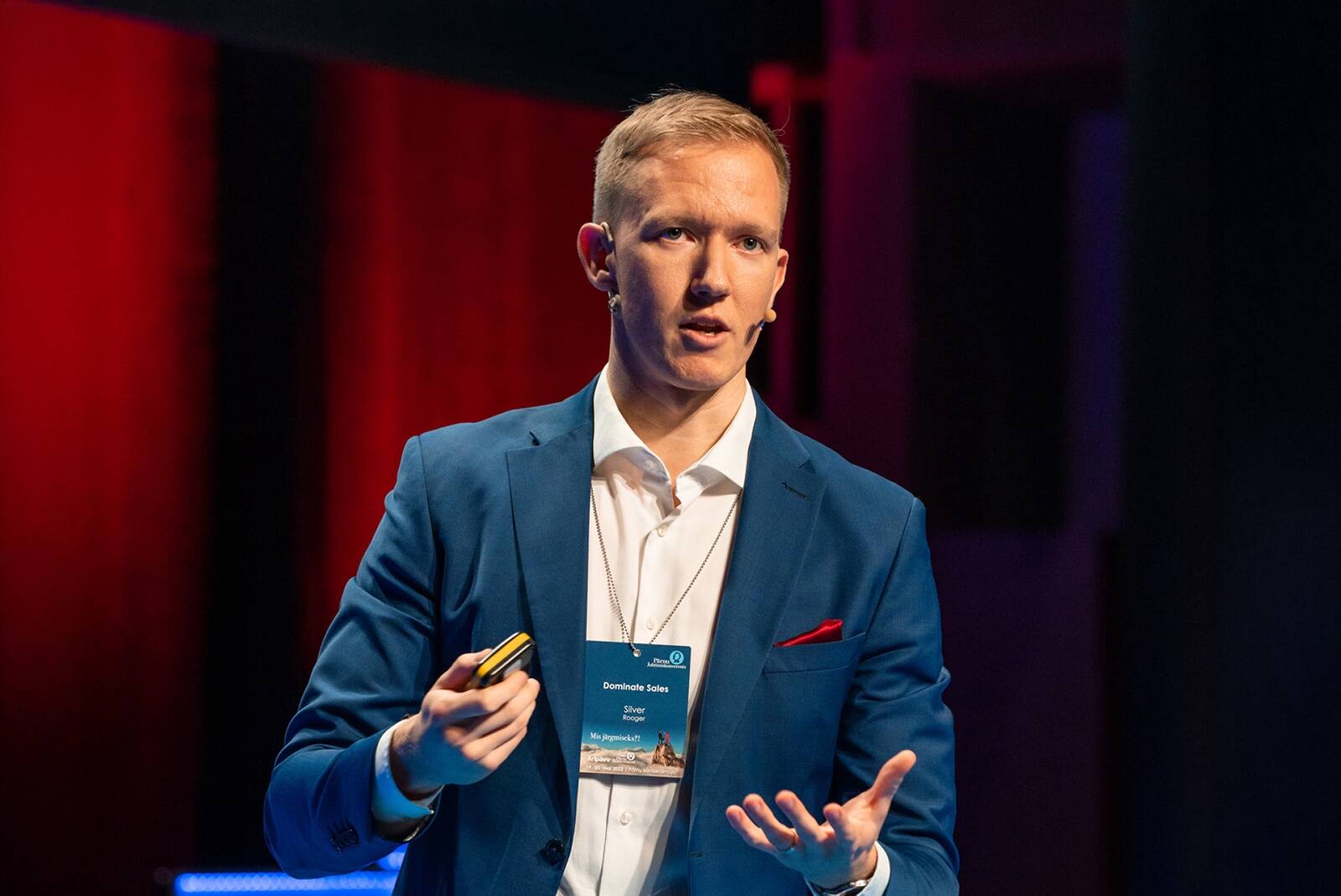 Dominate Salesi juht Silver Rooger.