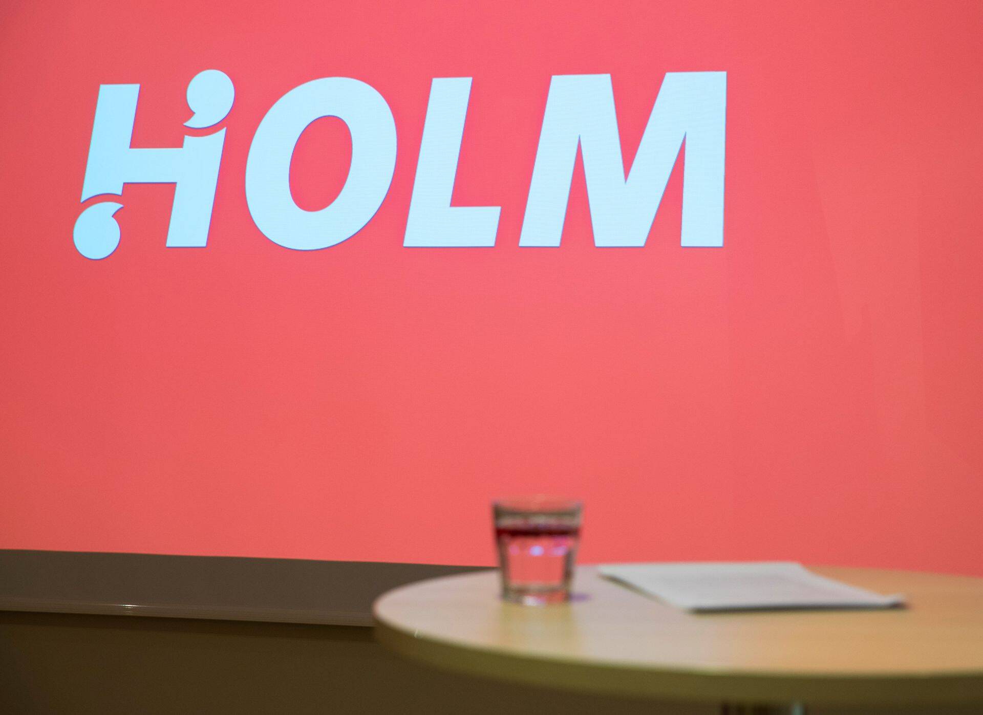 Kodumaine perepank Holm Bank tutvustas oma visuaalset keelt ning avapakkumisi – ärilaenu ning Eesti parima intressimääraga hoiust.