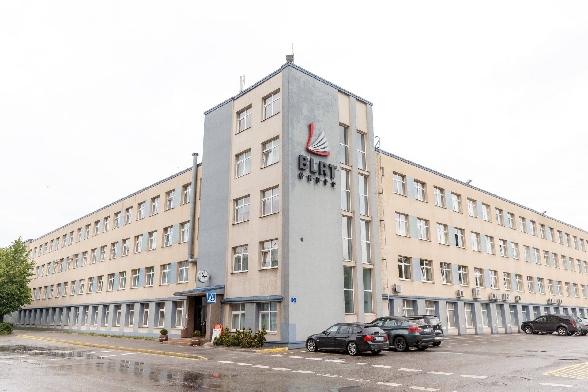 BLRT Grupi peahoone Kopli poolsaare tipus. Ette jõudis oma 2248 euro suuruse töötasuga edetabelis 43. kohale.