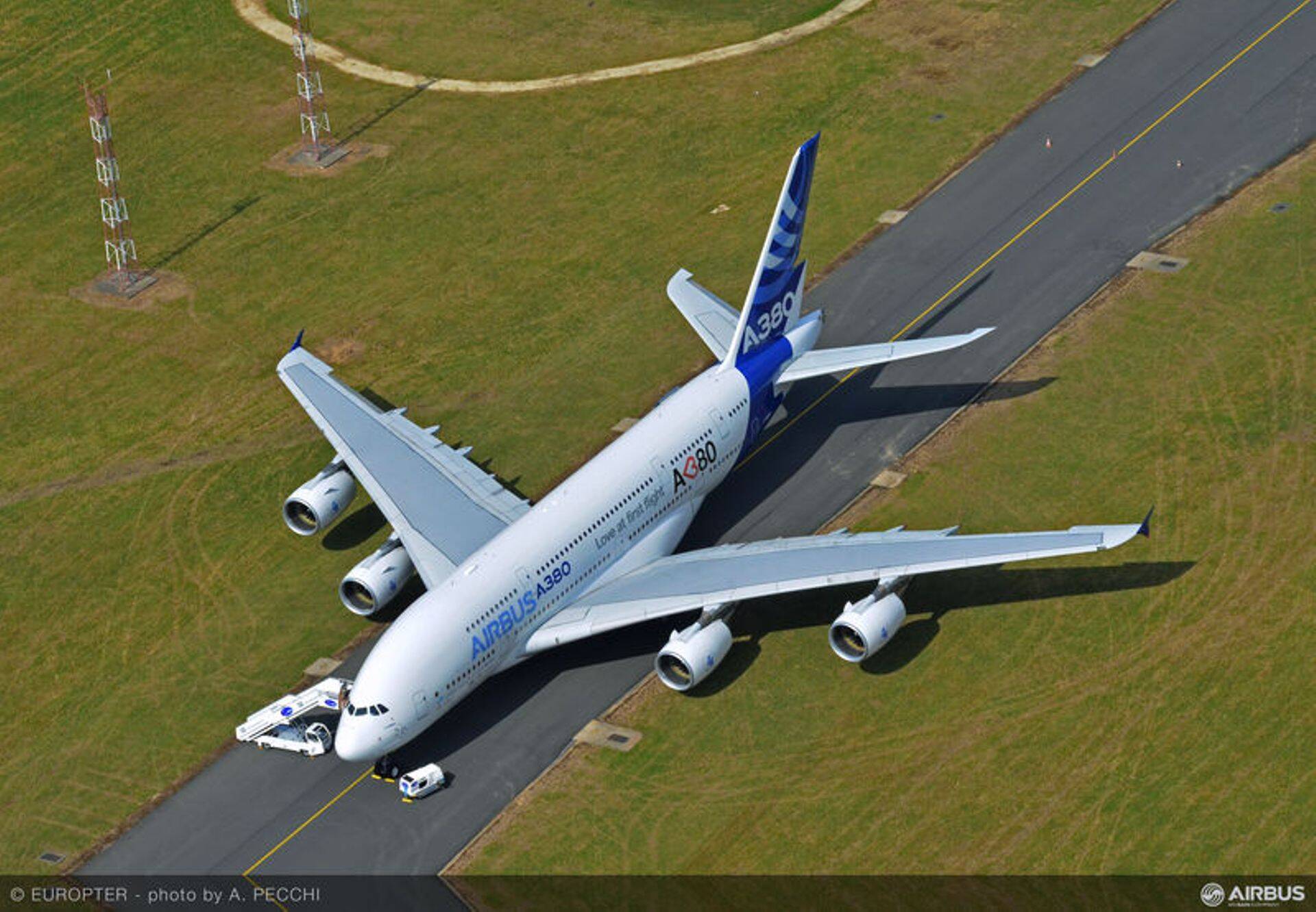 Maailma suurim reisilennuk Airbus A380