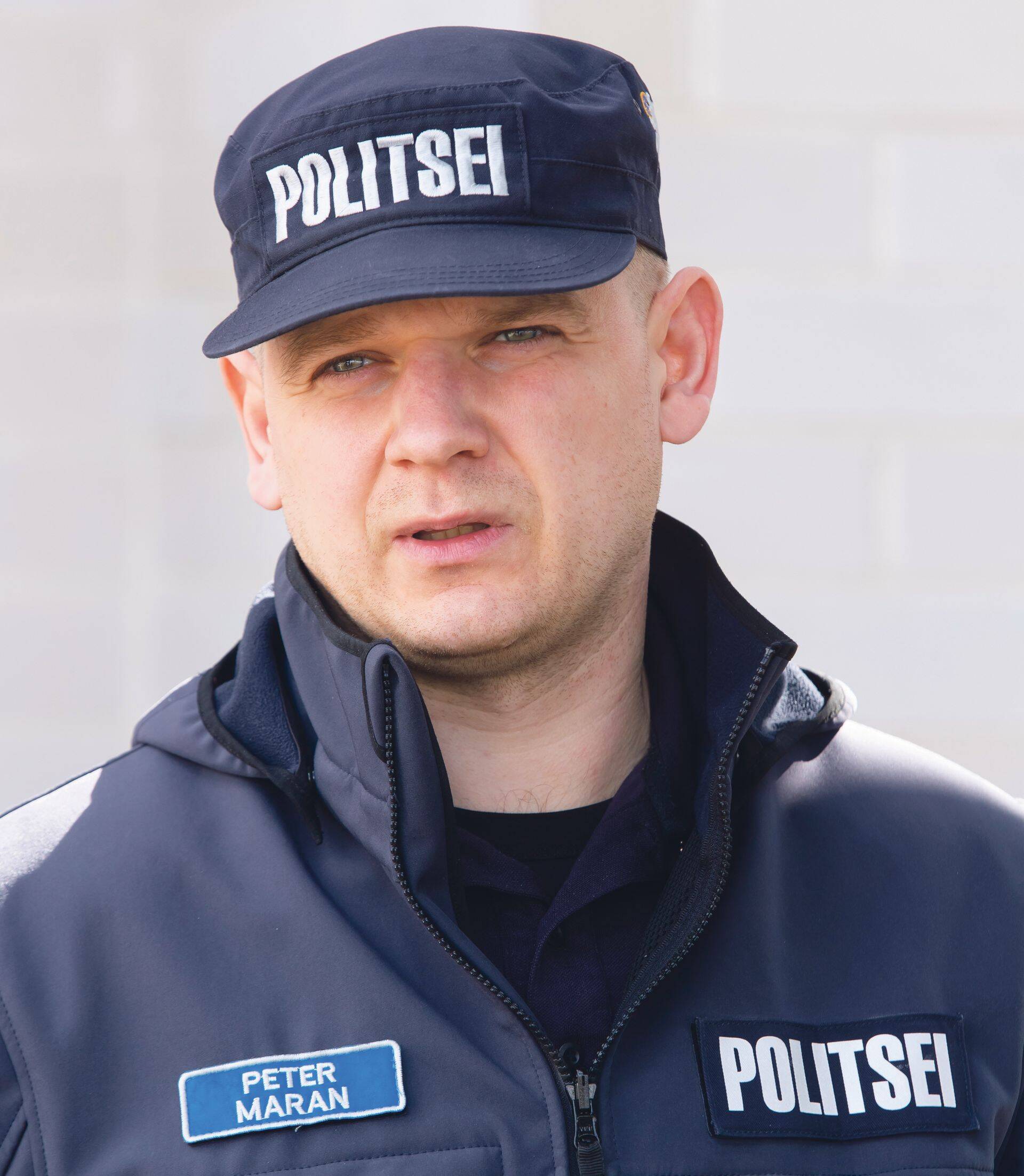 Управляющий юго-восточным пограничным постом Департамента полиции и погранохраны Петер Маран.