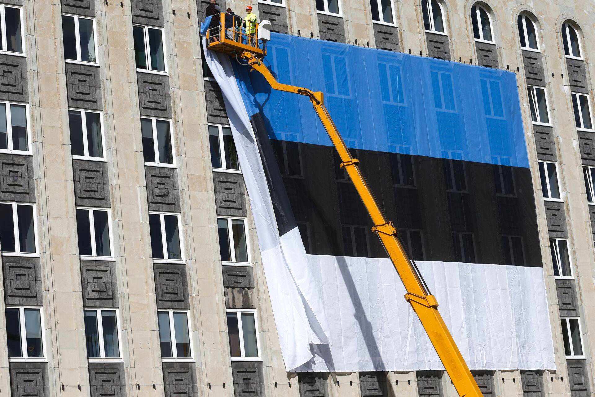 Soome ametiühingud nõuavad Eestisse kolimise teemal aru riigilt, kes on postifirma enamusosanik.