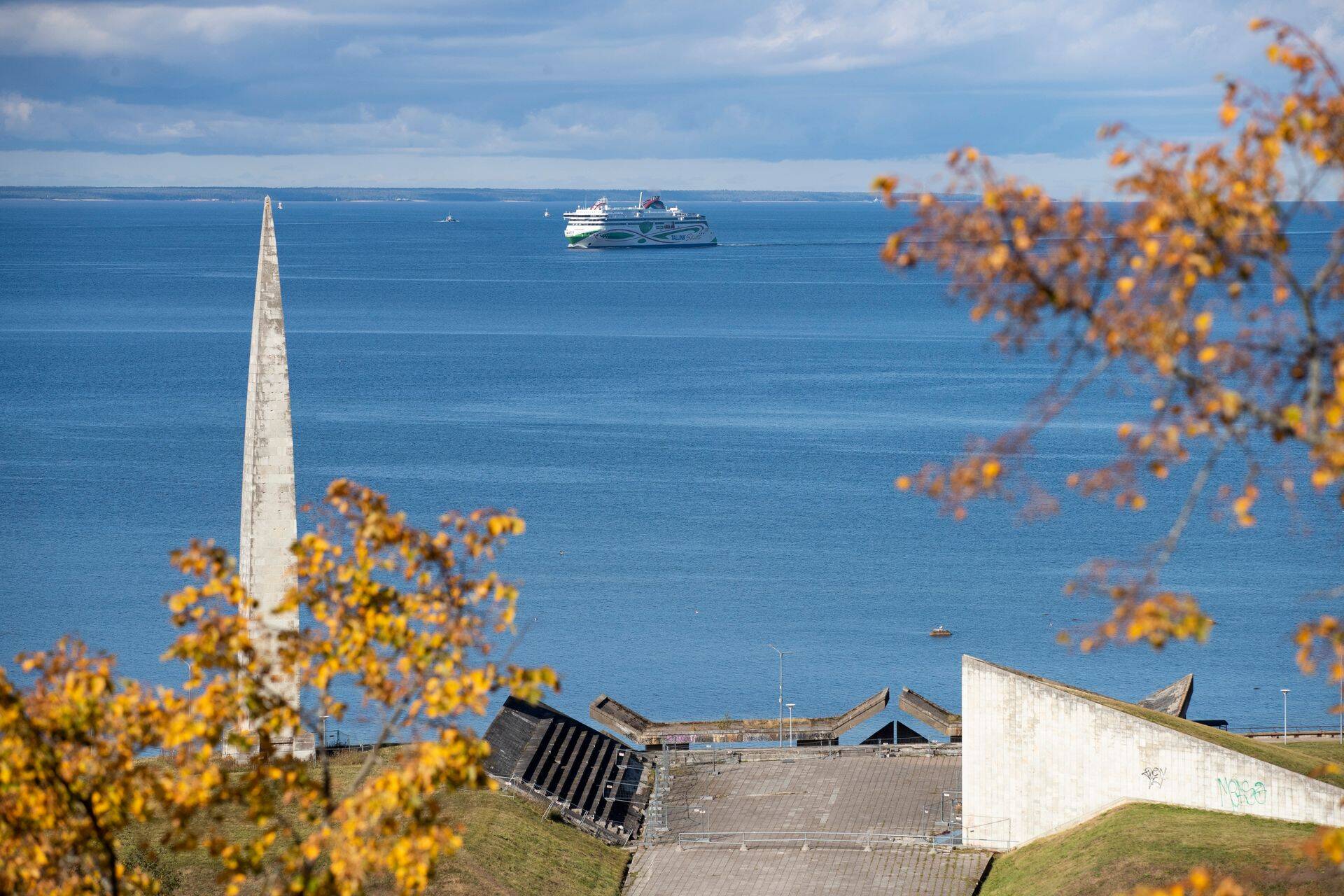 С начала года цена акций Tallink выросла на 6,8%.