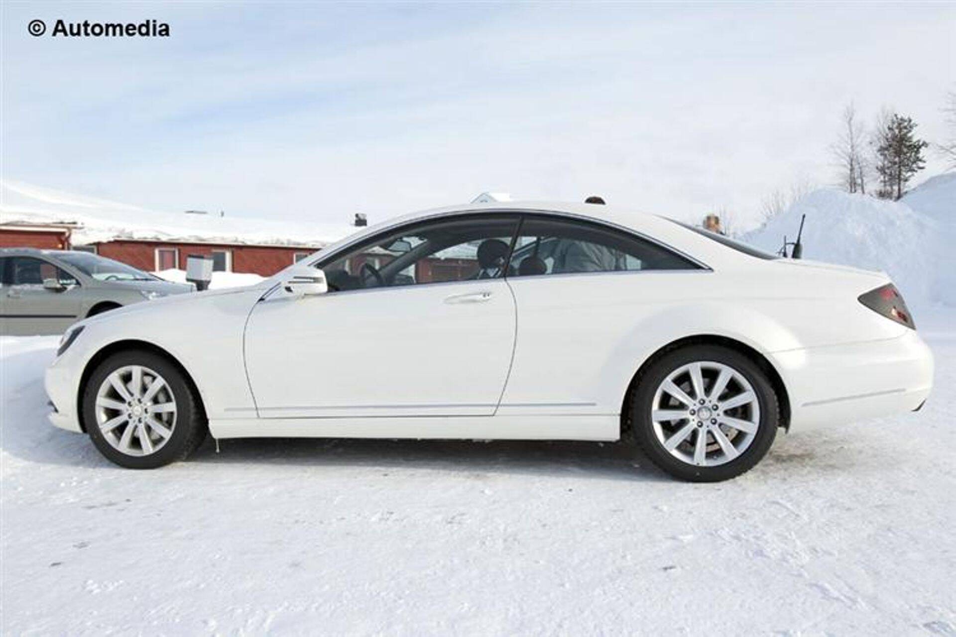 Mercedes CList saab S-klassi kupee