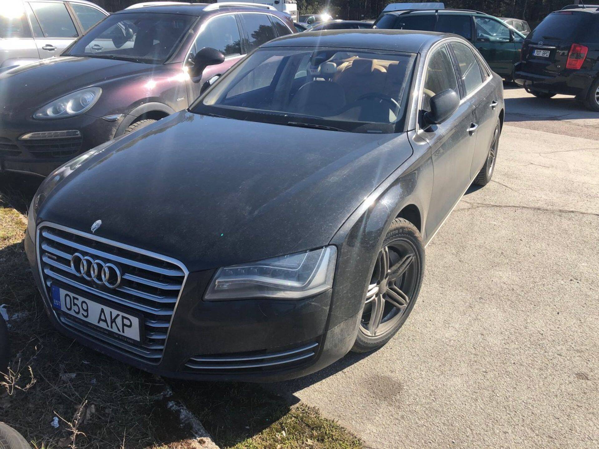 Pankrotistunud Nord Cocoa OÜ luksusmasinad Audi A8 ning Porsche Cayenne on pandud enampakkumisele.