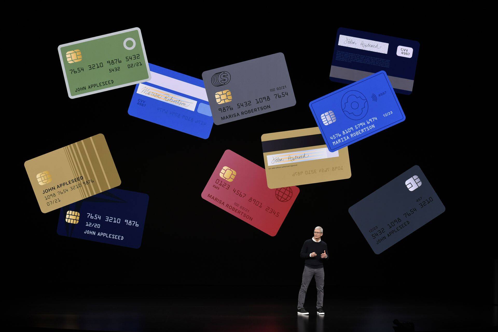 Eilsel esitlusel tutvustas Apple'i tegevjuht Tim Cook uusi teenuseid, muu hulgas õunafirma enda krediitkaarti.