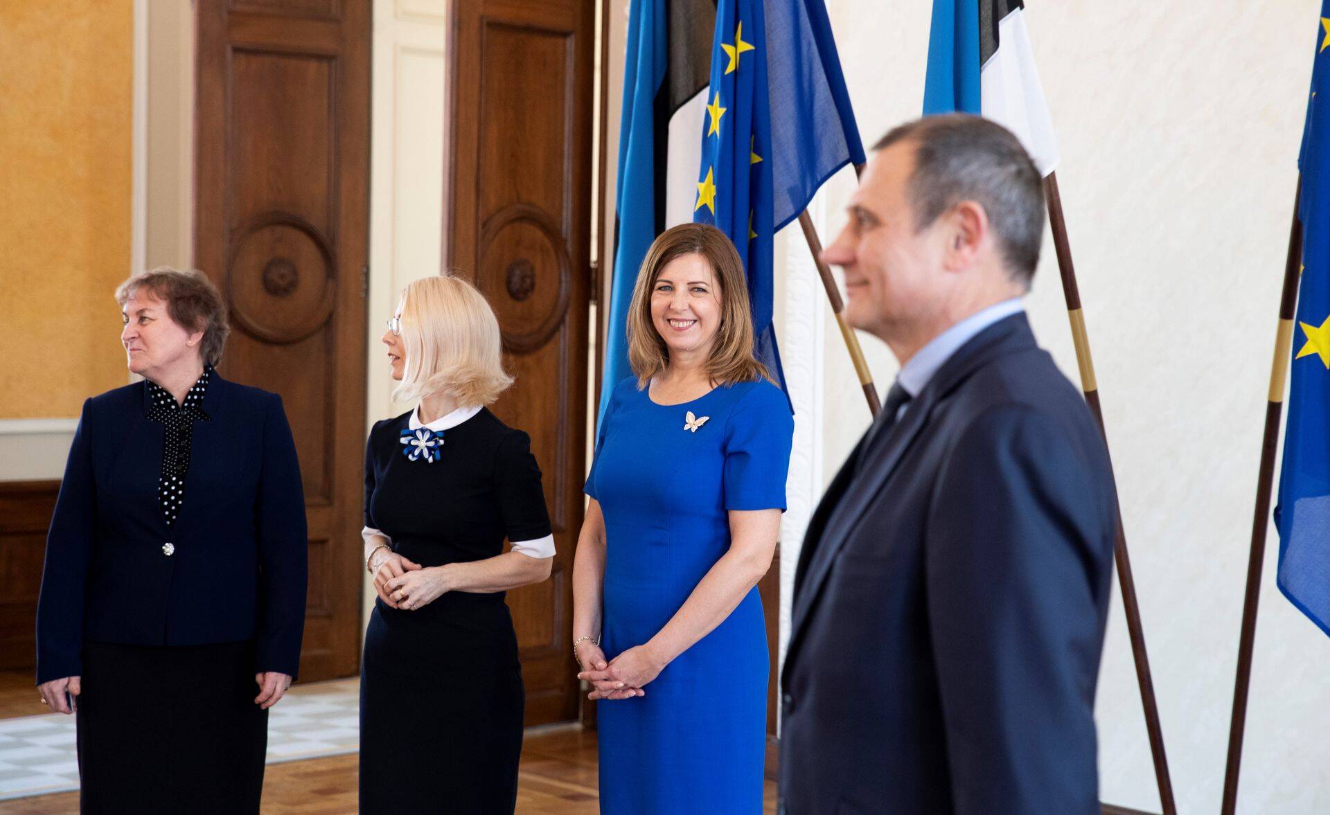 Riigikogu esimene istung. Riigikogu.