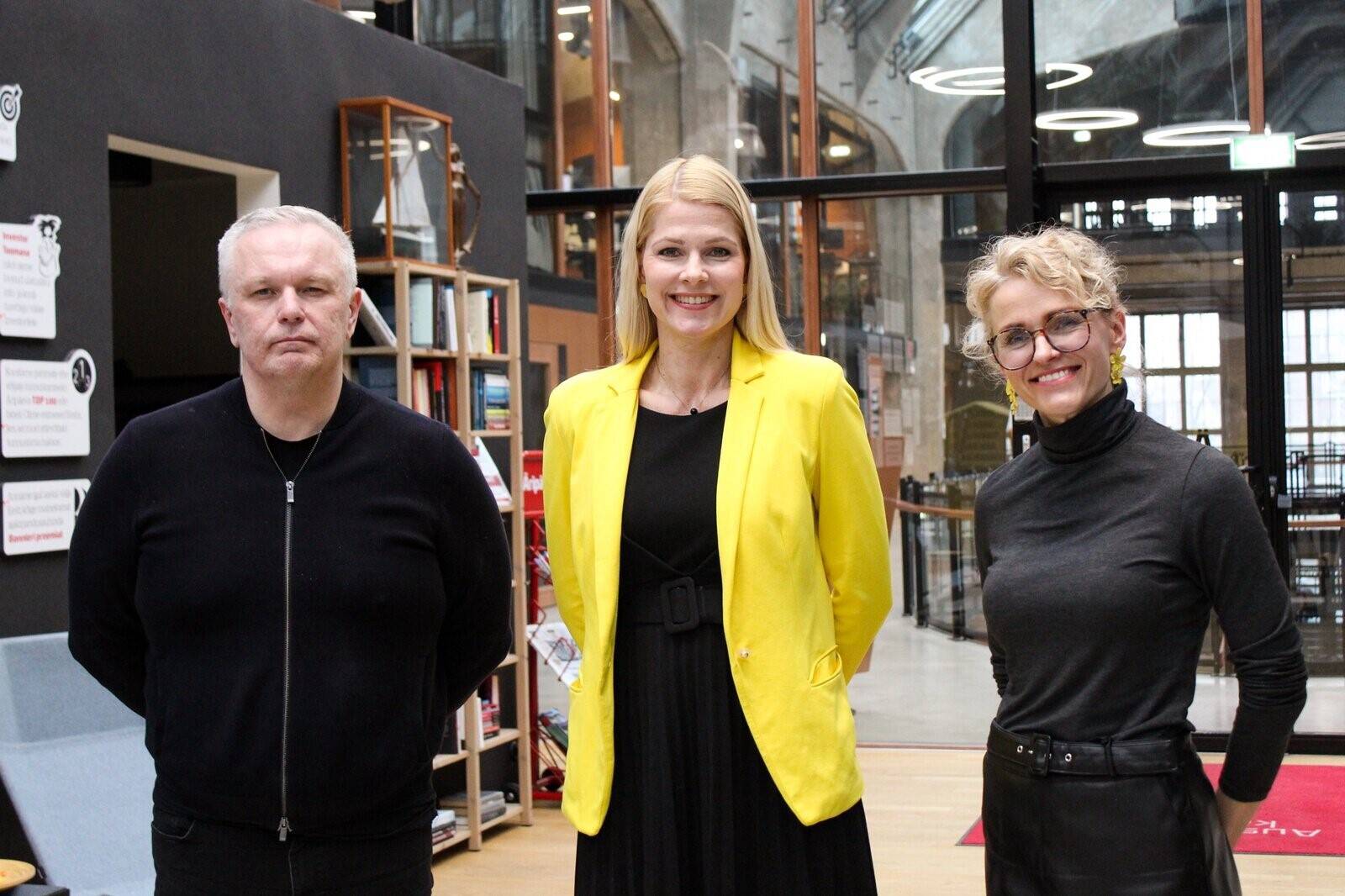 Tehnoloogiaettevõtte GScan tegevjuht Marek Helm, Roofit Solari kaasasutaja ja strateegiliste partnerlussuhete juht Helen Anijalg ning EISi rahvusvaheliste teenuste juht Liina Maria Lepik