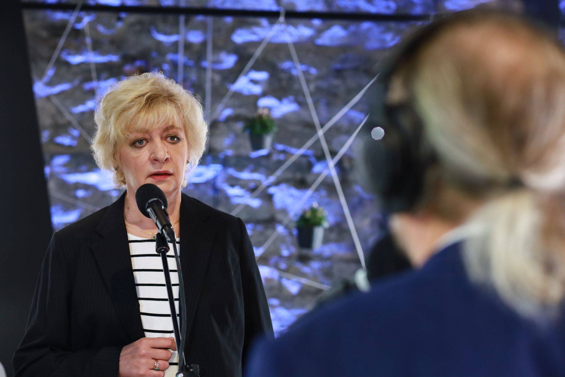 “Kui mul tulud vähenevad, ei saa ma minna kliendi juurde jutuga, et andke 25 protsenti juurde, ilma et ma vaataks oma kulupoolt,” märkis Eestis edukalt mitut ettevõtet juhtinud Sogenbits.