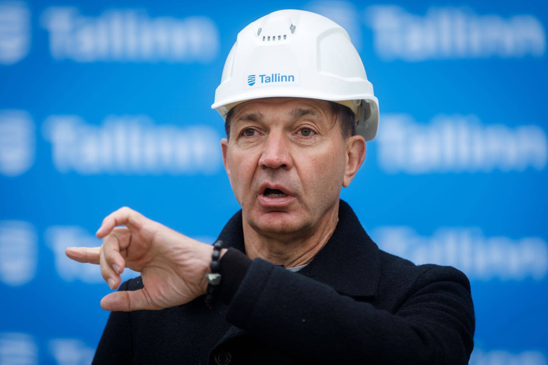 Ettevõtja Urmas Sõõrumaa räägib raadiohommikus Tallinna sadama lähedale elu- ja ärikvartali rajamisest.