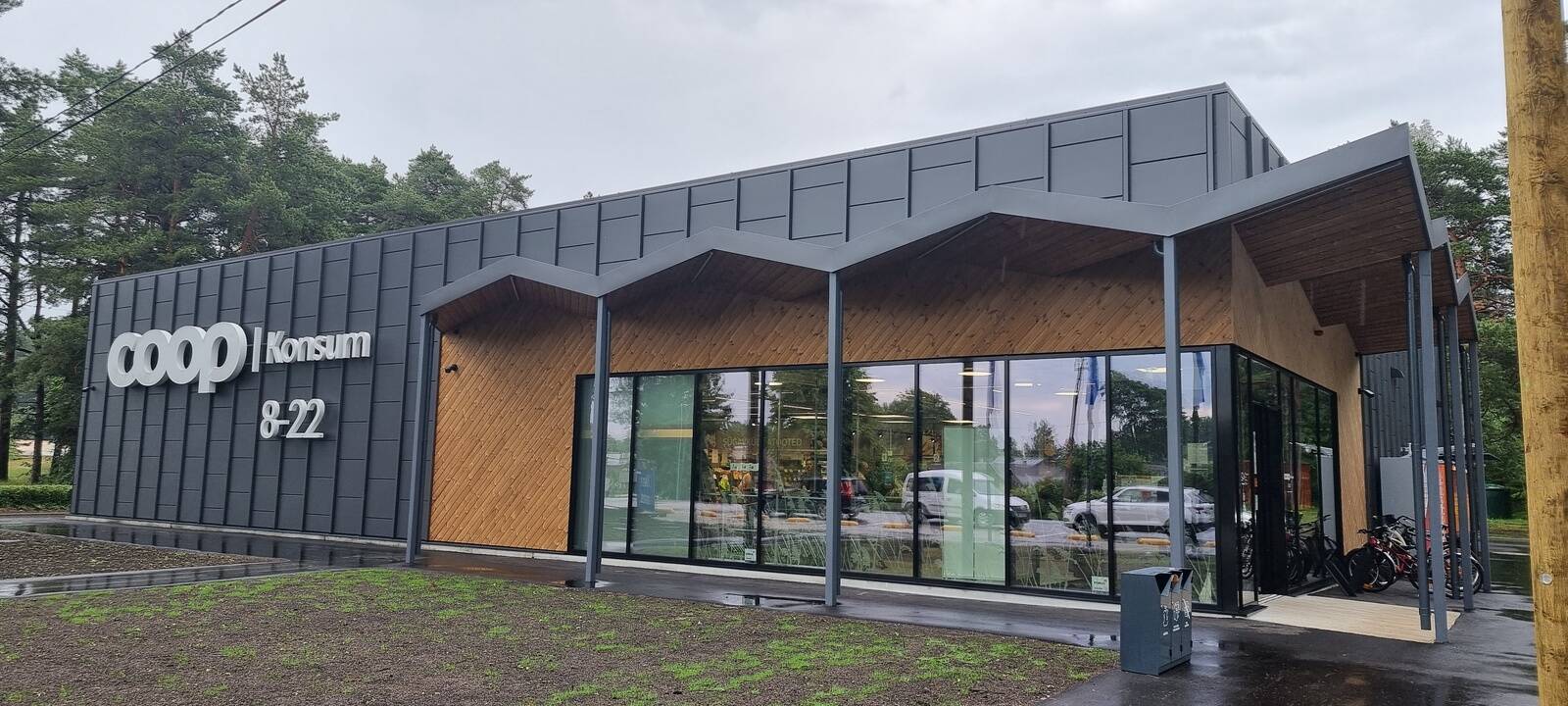 Häädemeeste uus pood.