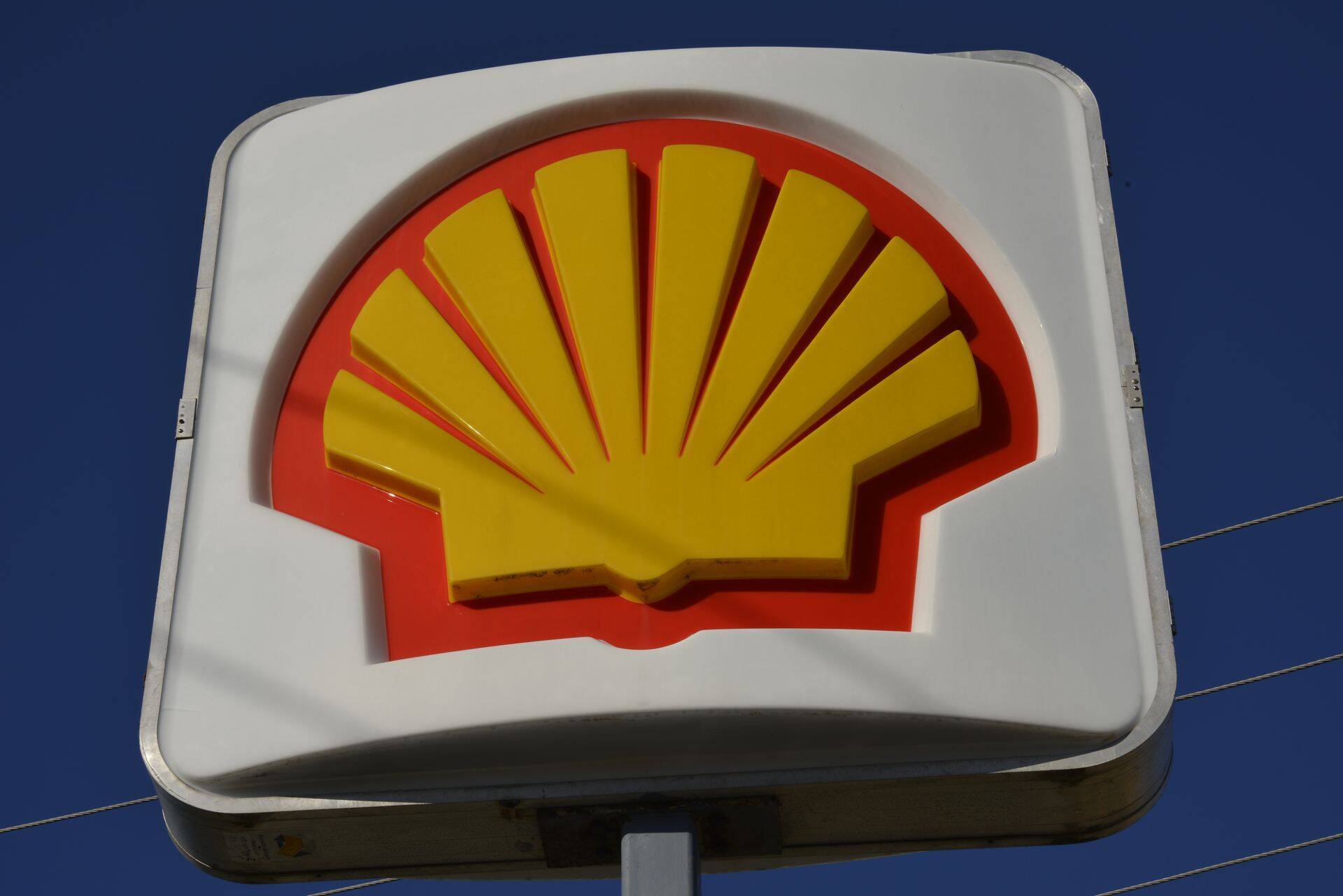 Убытки Shell, связанные с ее уходом с российского рынка, предположительно, могут достичь 5 млрд долларов.