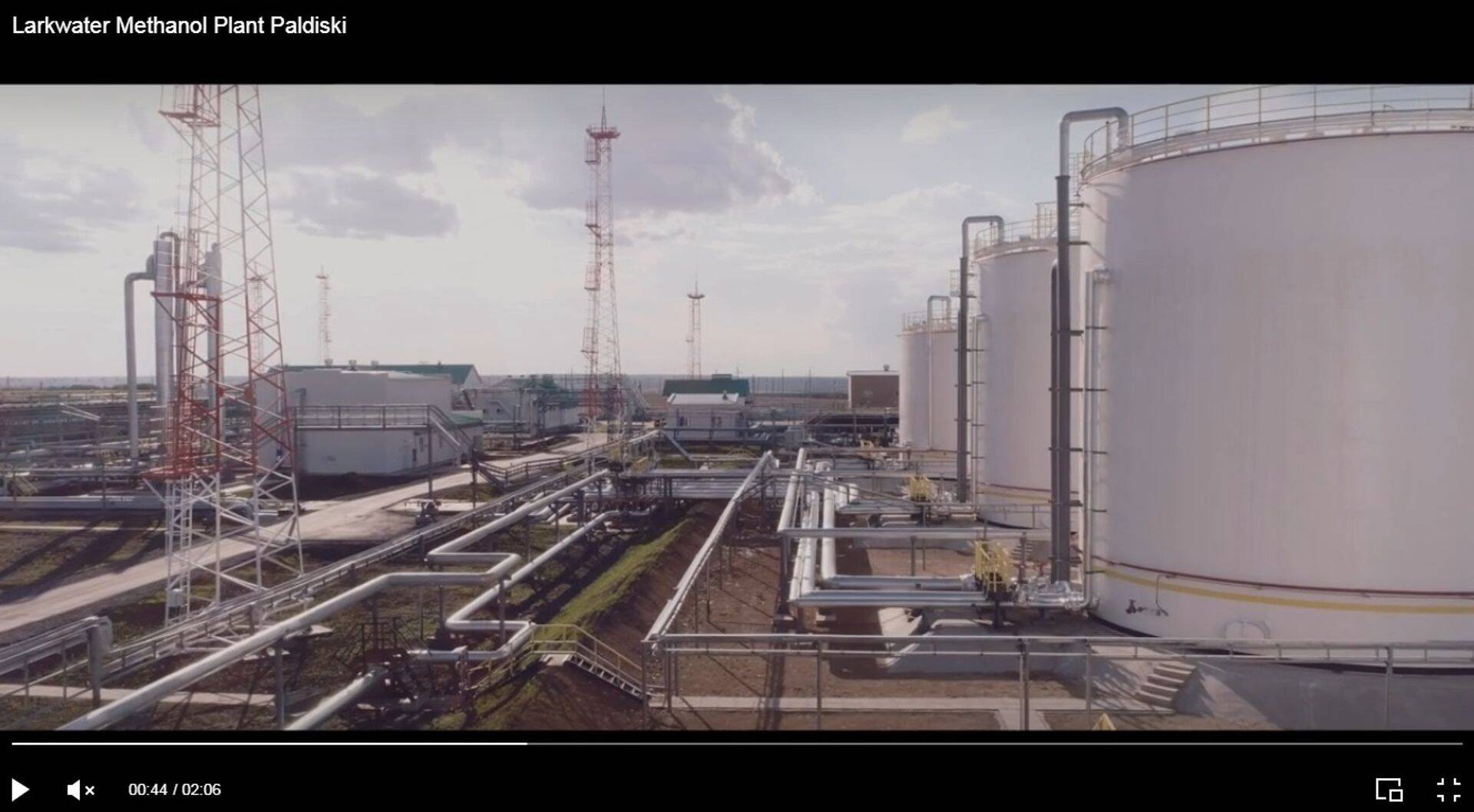 Kaader Paldiski metaanoolitehast tutvustavast videost.