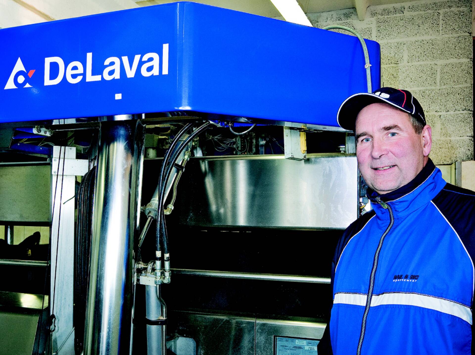 Avo Samarüütli farmis on 10 aastat kasutatud robotlüpsi