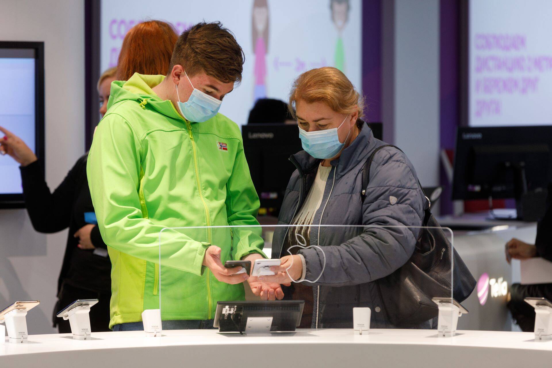 Valitsus muutis maskikandmise kohustuse senisest karmimaks.