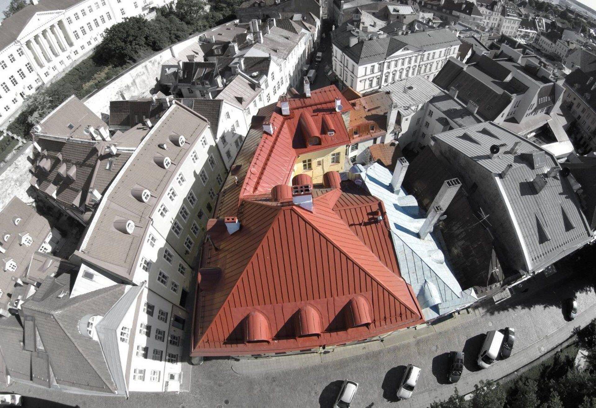 Rataskaevu tn., Tallinn. Tööde teostaja OÜ Kindel Katus