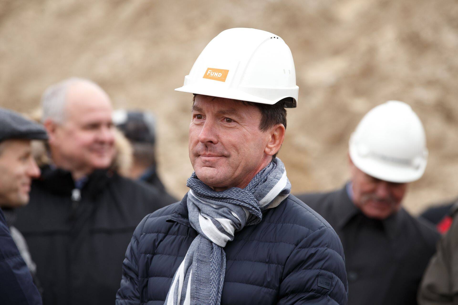 Fund Ehituse juhatuse liiga Ott Kikkas superministeeriumi sarikapeol.