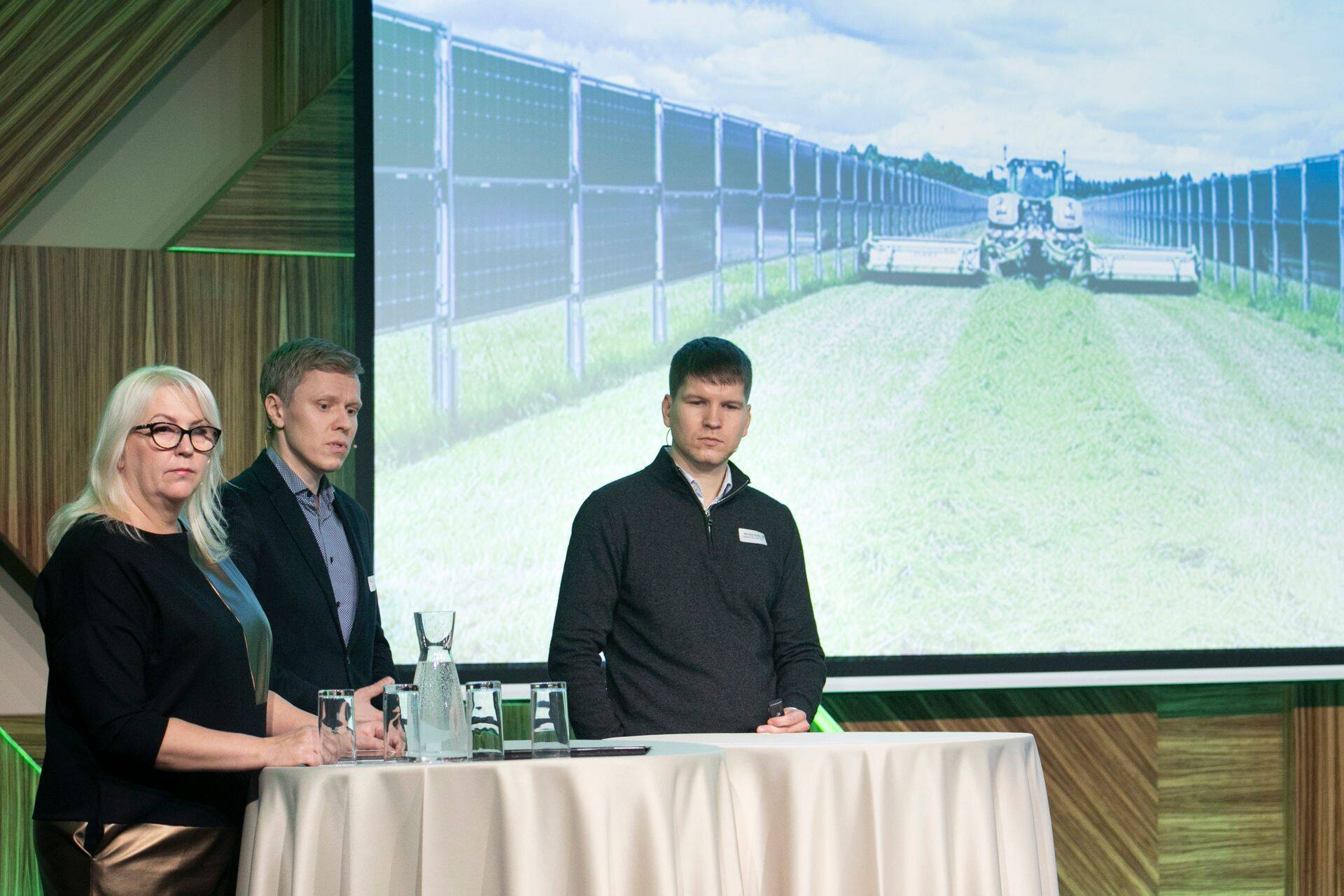 Vasakult: Meelika Sander-Sõrmus, Alo Allik, Magno Kure.
