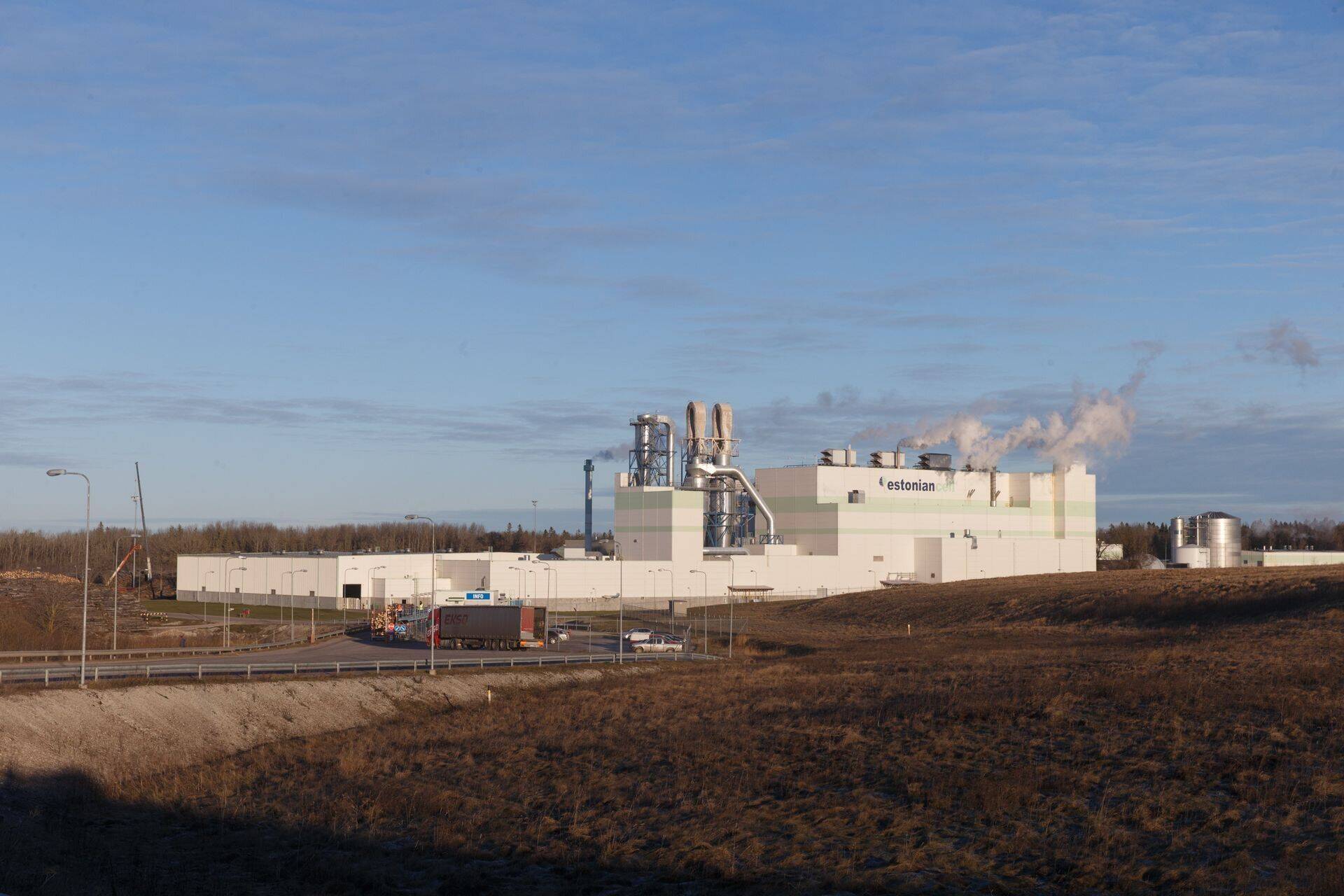 Kundas tegutsev Estonian Celli haavapuitmassitehas.