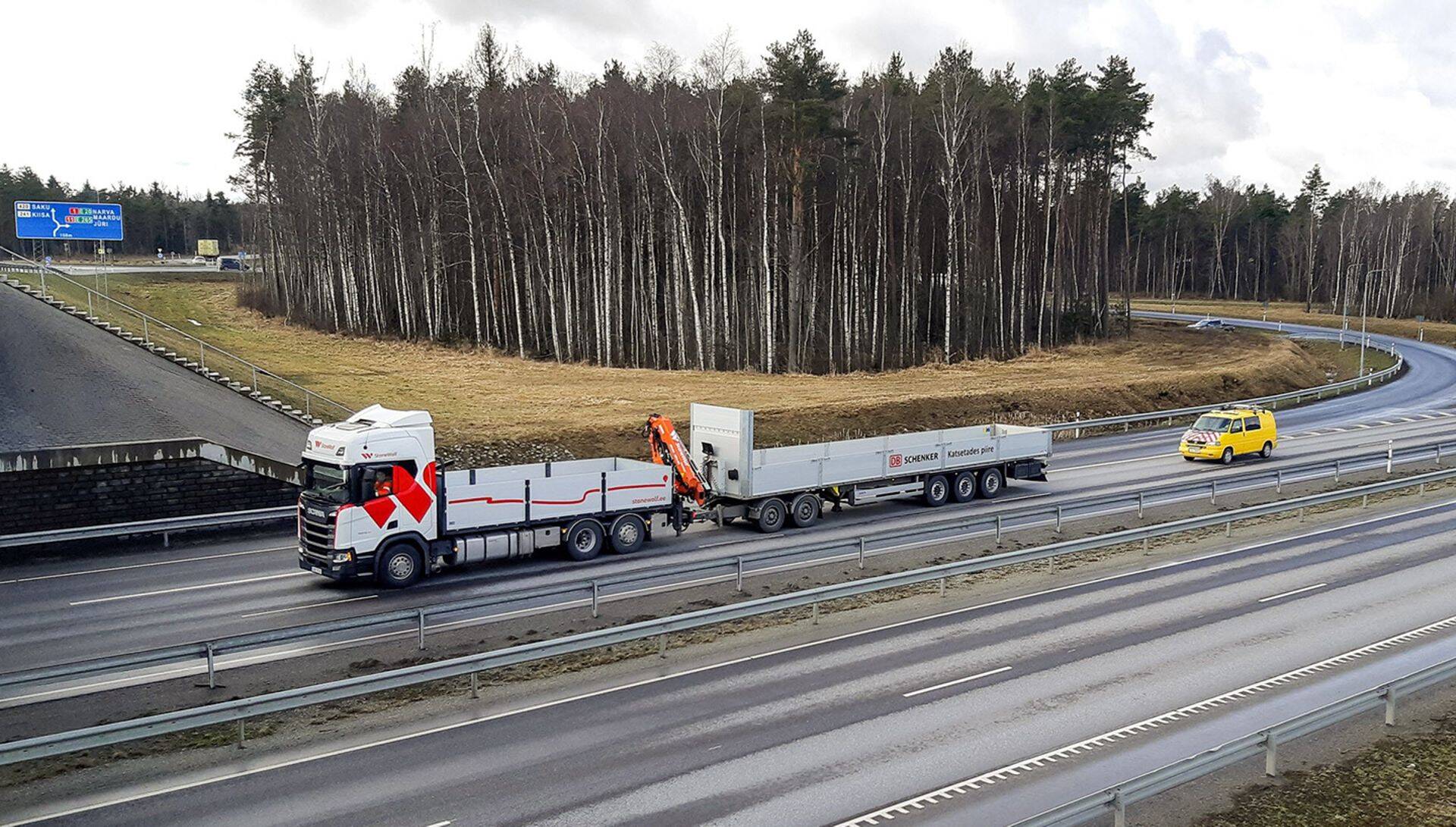 Kevadine 25,25 meetrise autorongi katsesõit.