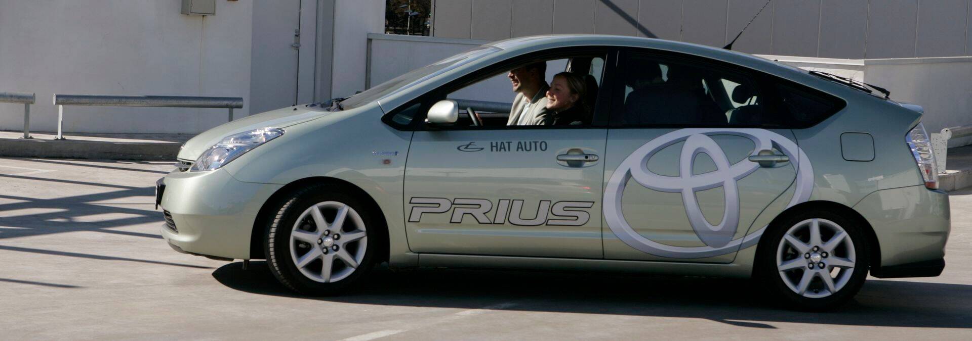 3,37 miljonit masinat ootab tee tagasi Toyota tehastesse. Suure osa neist moodustavad just pildil kujutatud hübriidajamiga Priused.