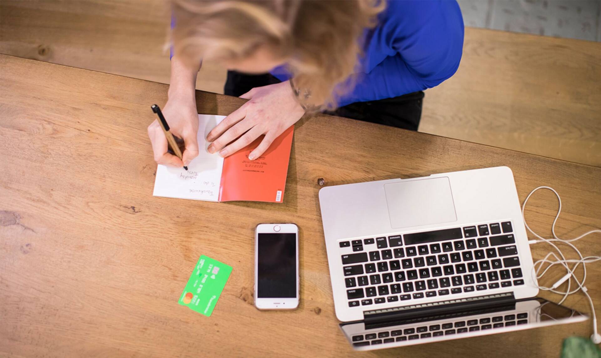 TransferWise выводит на рынок первый счёт без границ и дебетовую карточку