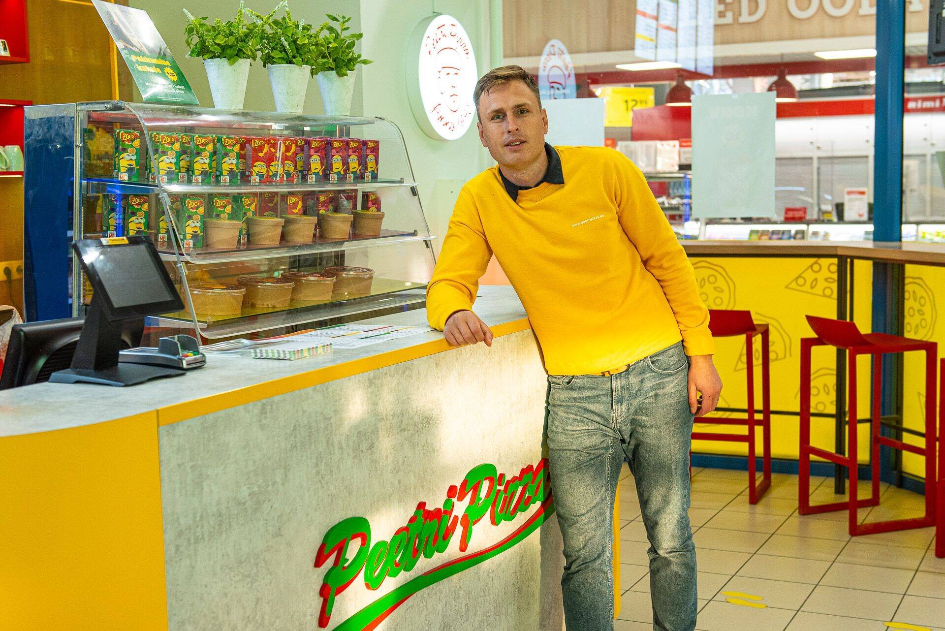 Peetri Pizza omanik ja juht Marko Pleiats töötas enne omanikuks saamist Peetri Pizza frantsiisiparneri ja piloodina.