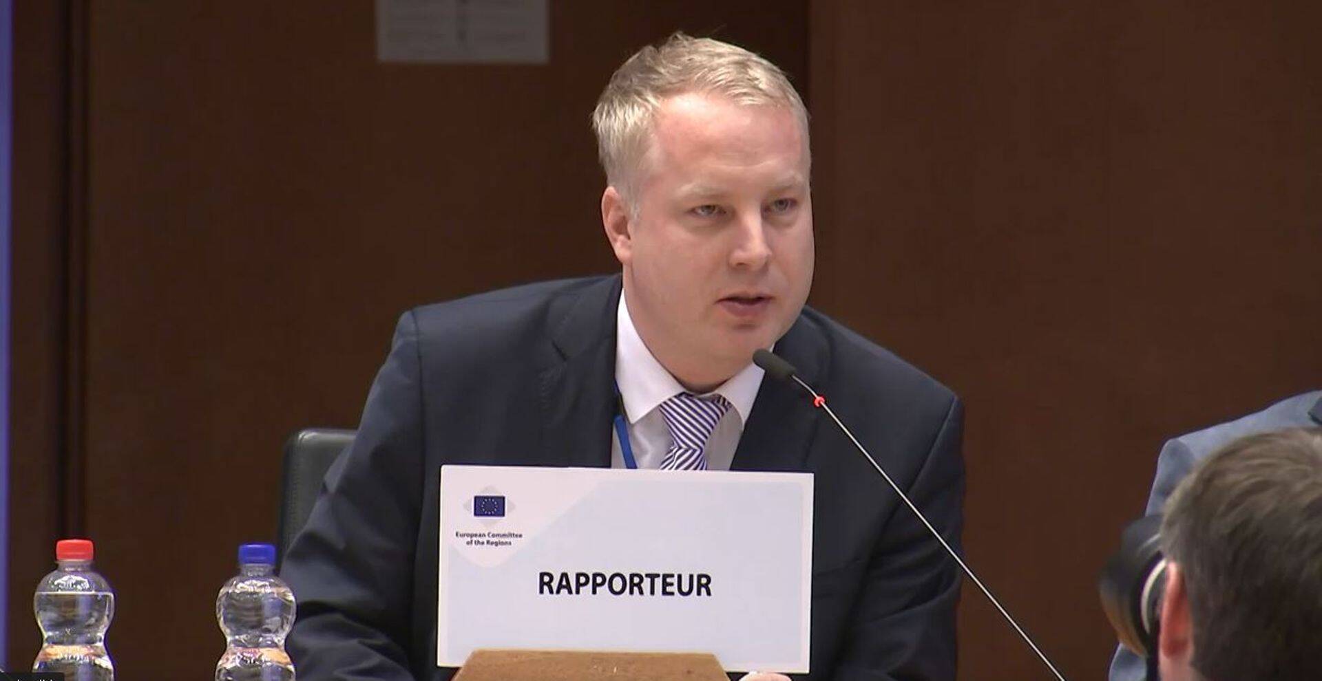 Raportöör Jan Trei ELi regioonide komitees.
