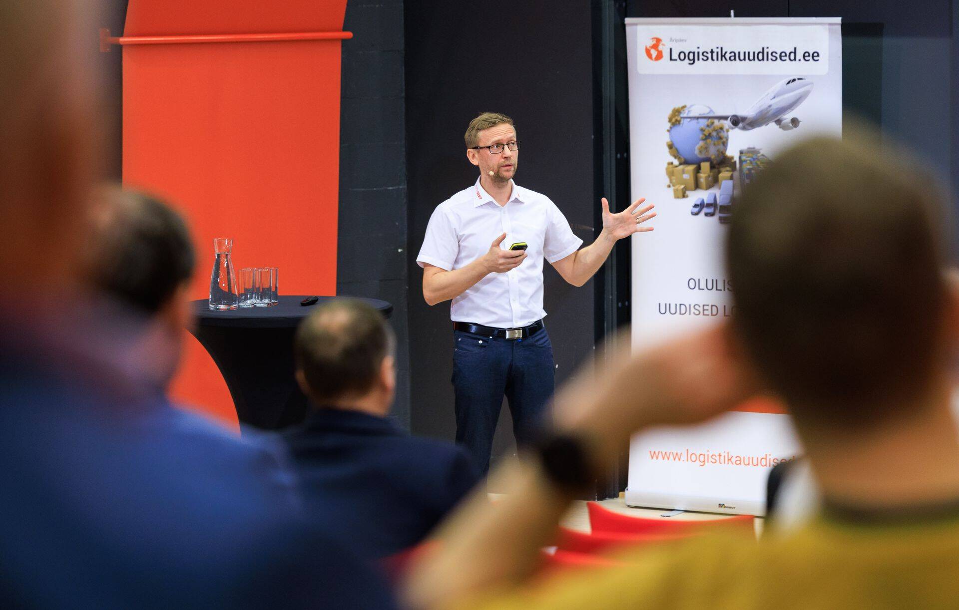 Autokoolitaja Lenno Põdra juhtimisel võetakse autovedajate karistusi puudutavad teemad tõsisemalt luubi alla 25. jaanuaril toimuval autovedajate aastakonverentsil.