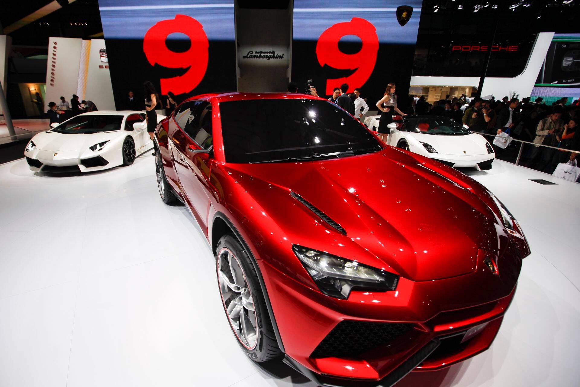 Lamborghini Urus Hiina autonäitusel.