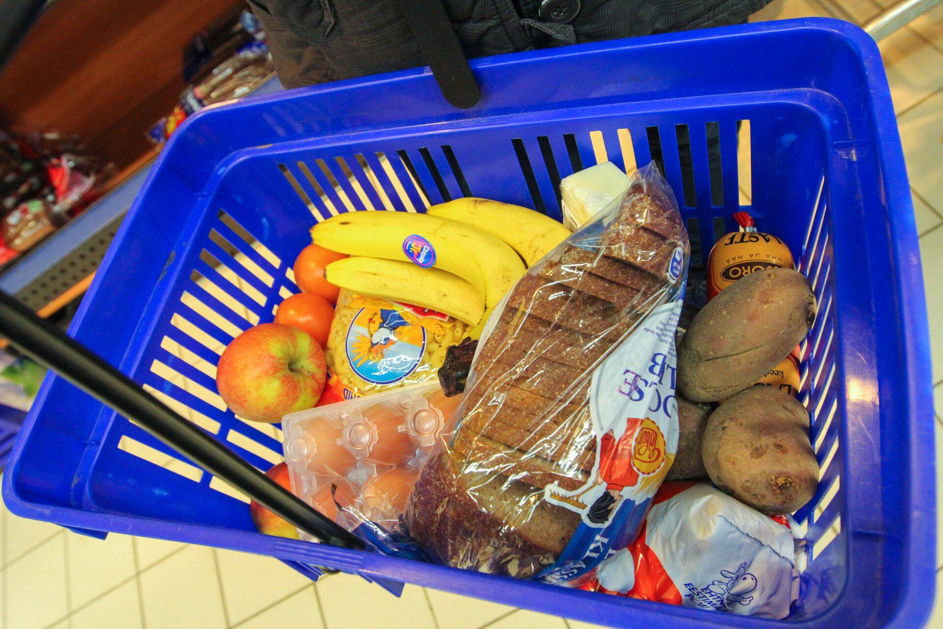 Toidu kättesaadavus võiks olla parem, hindas Rimi Eesti juht Vaido Padumäe hommikuprogrammis.