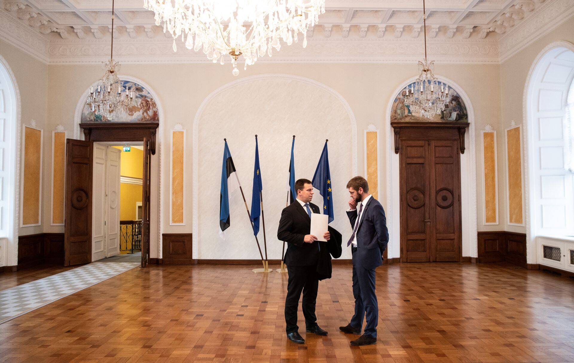 Peaministril Jüri Ratasel ja SDE esimehel Jevgeni Ossinovskil on selja taga sündmusterohke aasta. Kuidas hindavad nende tegusid Äripäeva toimetus?