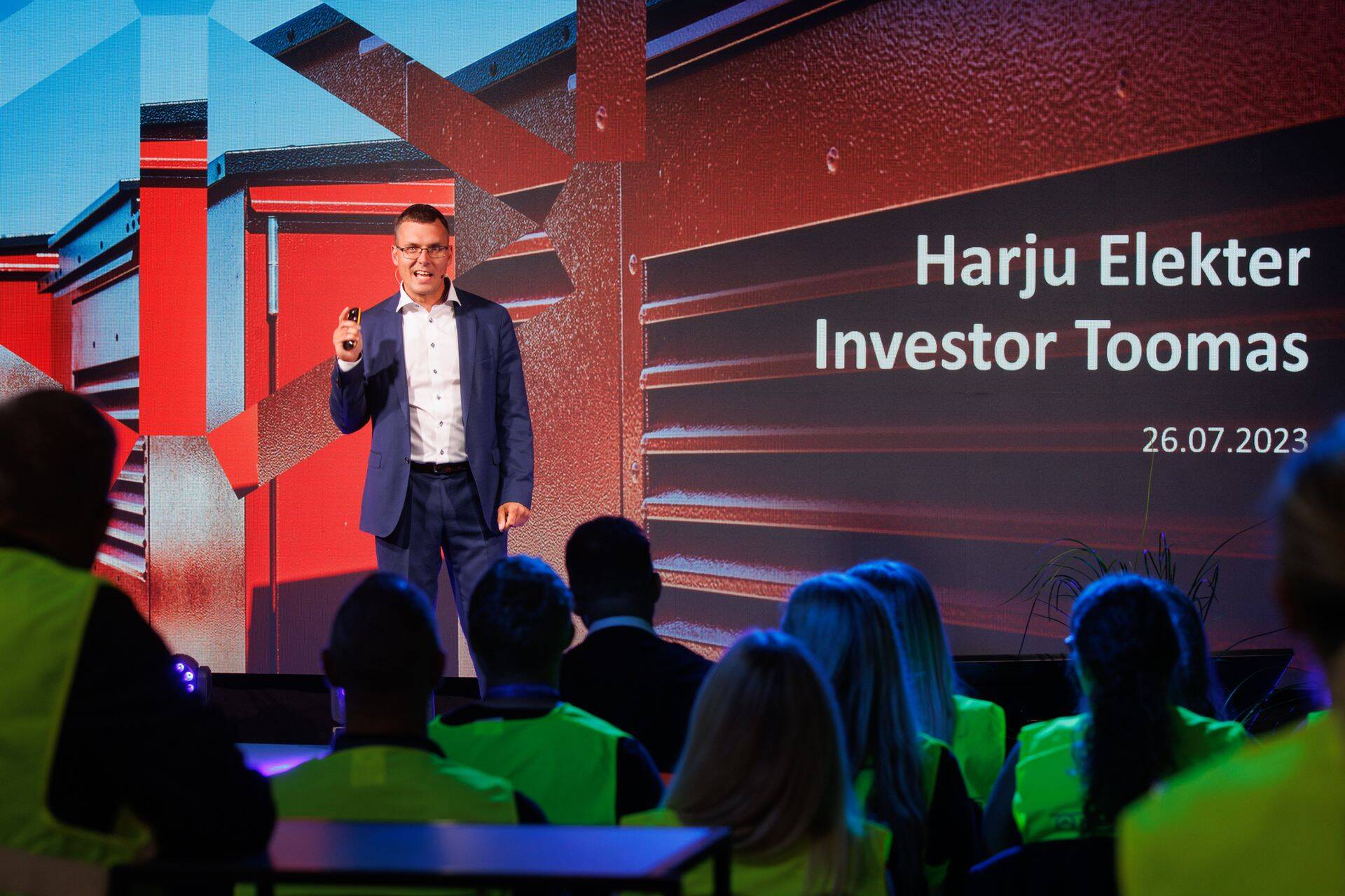 Harju Elektri juht Tiit Atso näitas Investor Toomase investeerimisklubile, kuidas kontsernis raha teenitakse.