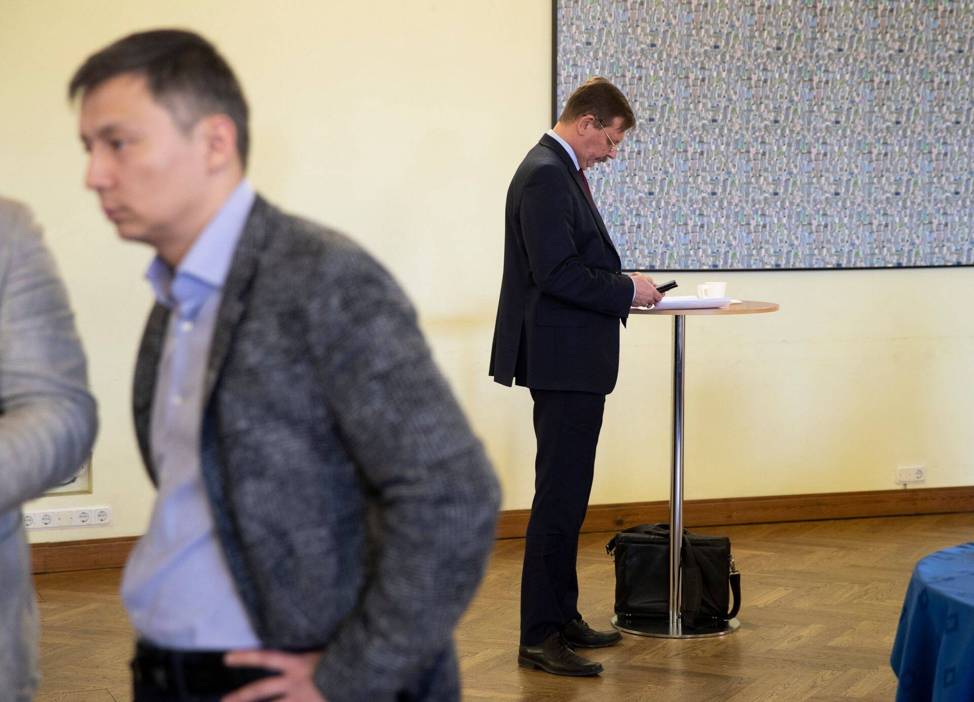 Taavi Aasa (paremal) asemel hakkab ilmselt Tallinna linna juhtima Mihhail Kõlvart.