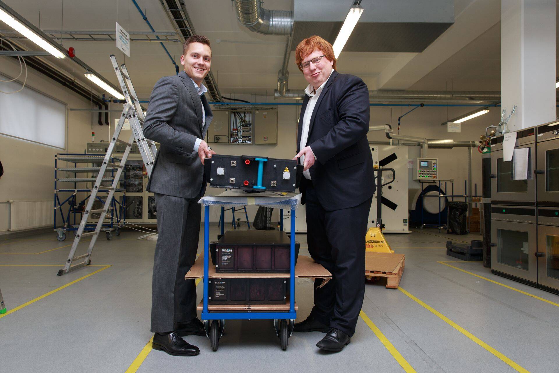 Skeleton Technologiesi asutajad Oliver Ahlberg (vasakul) ja Taavi Madiberk.